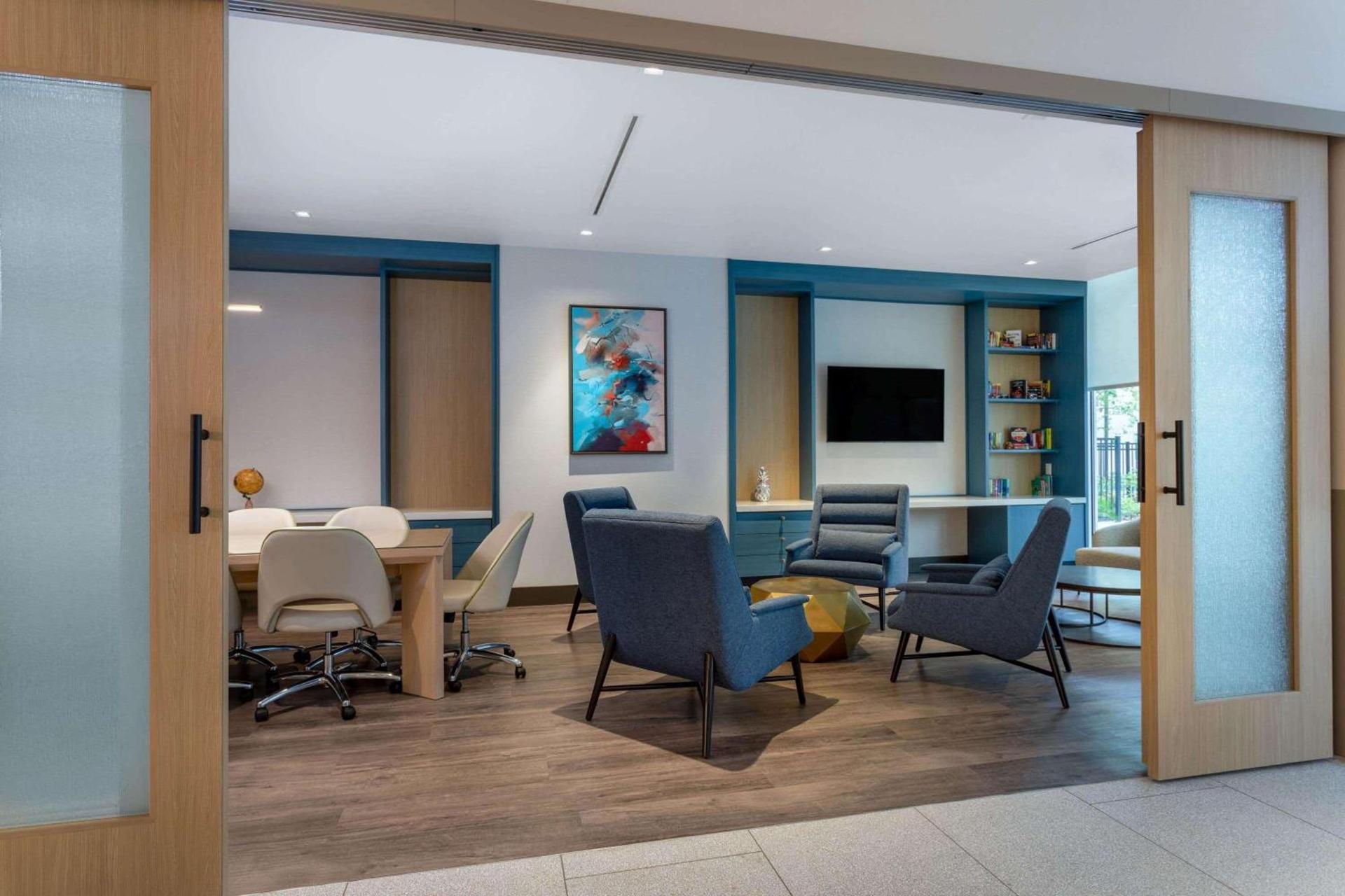 TRYP by Wyndham Orlando photo 36