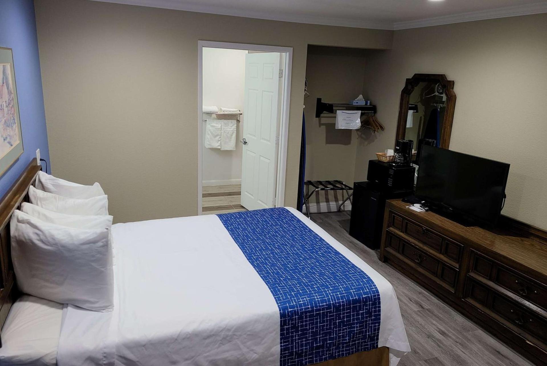 Travelodge by Wyndham Clearlake photo 43