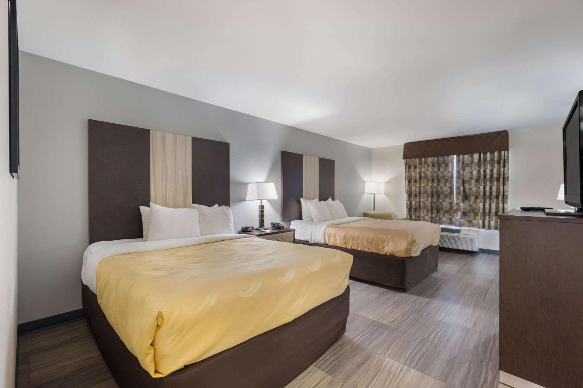 Quality Inn & Suites Huntsville Research Park Area photo 4