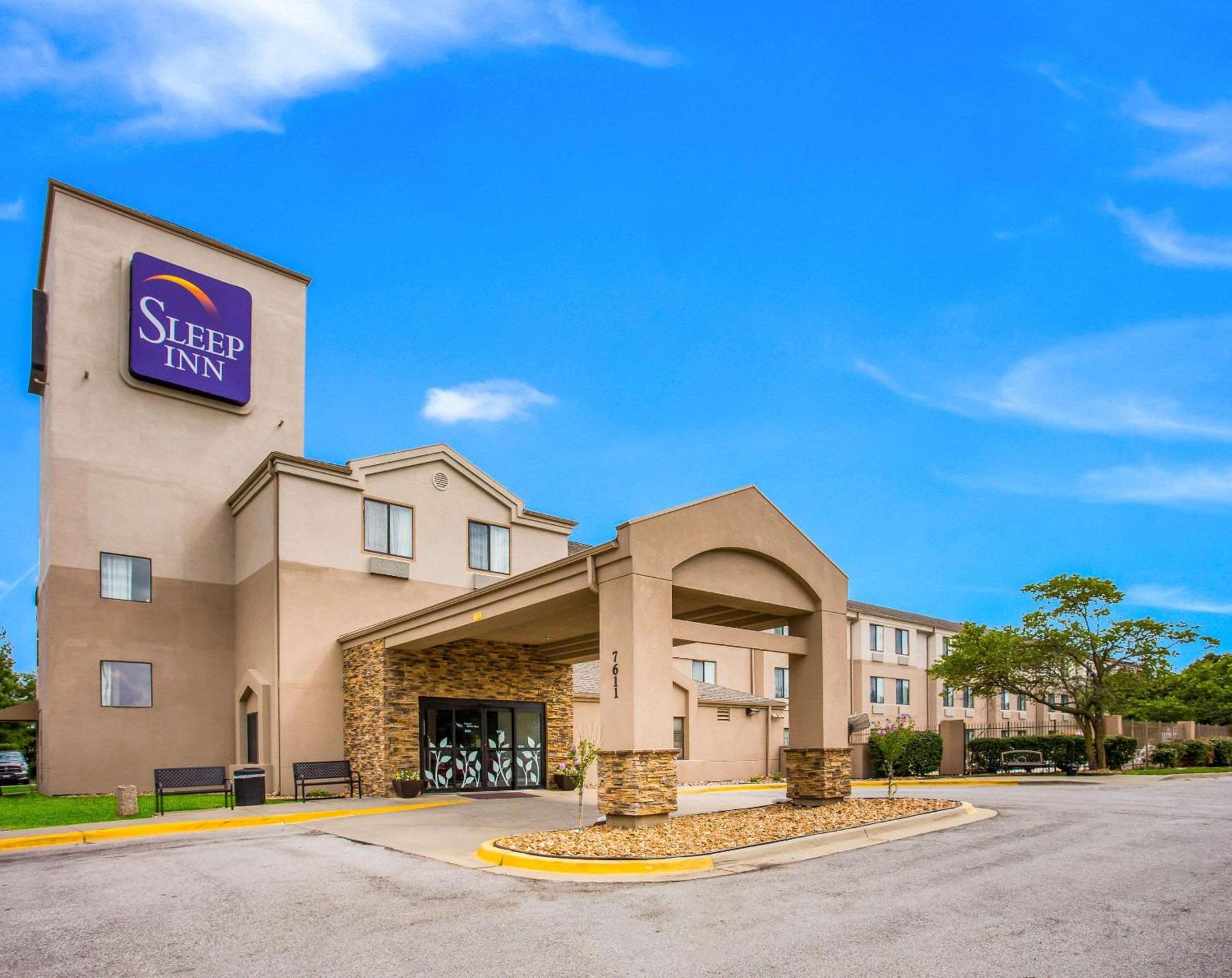 Quality Inn Kansas City International Airport photo 3