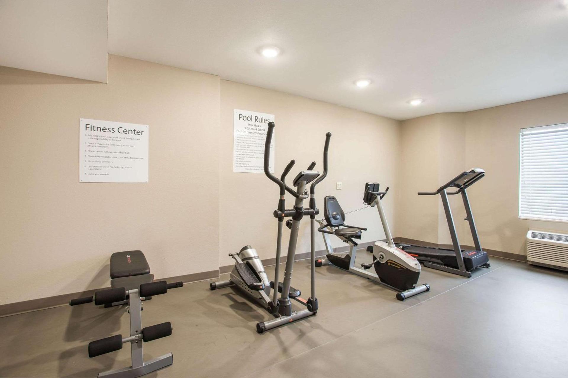 Quality Inn Kansas City International Airport photo 20