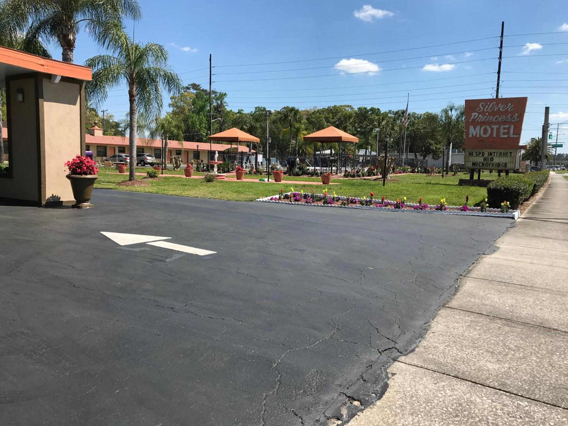 Silver Princess Motel photo 30