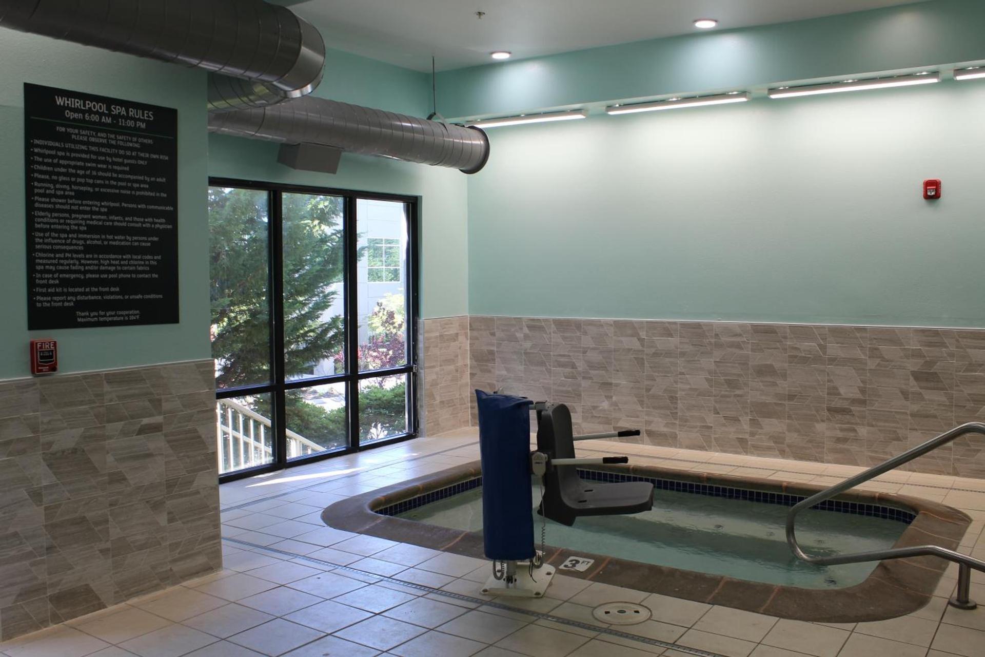 Holiday Inn & Suites Bothell an IHG Hotel photo 11