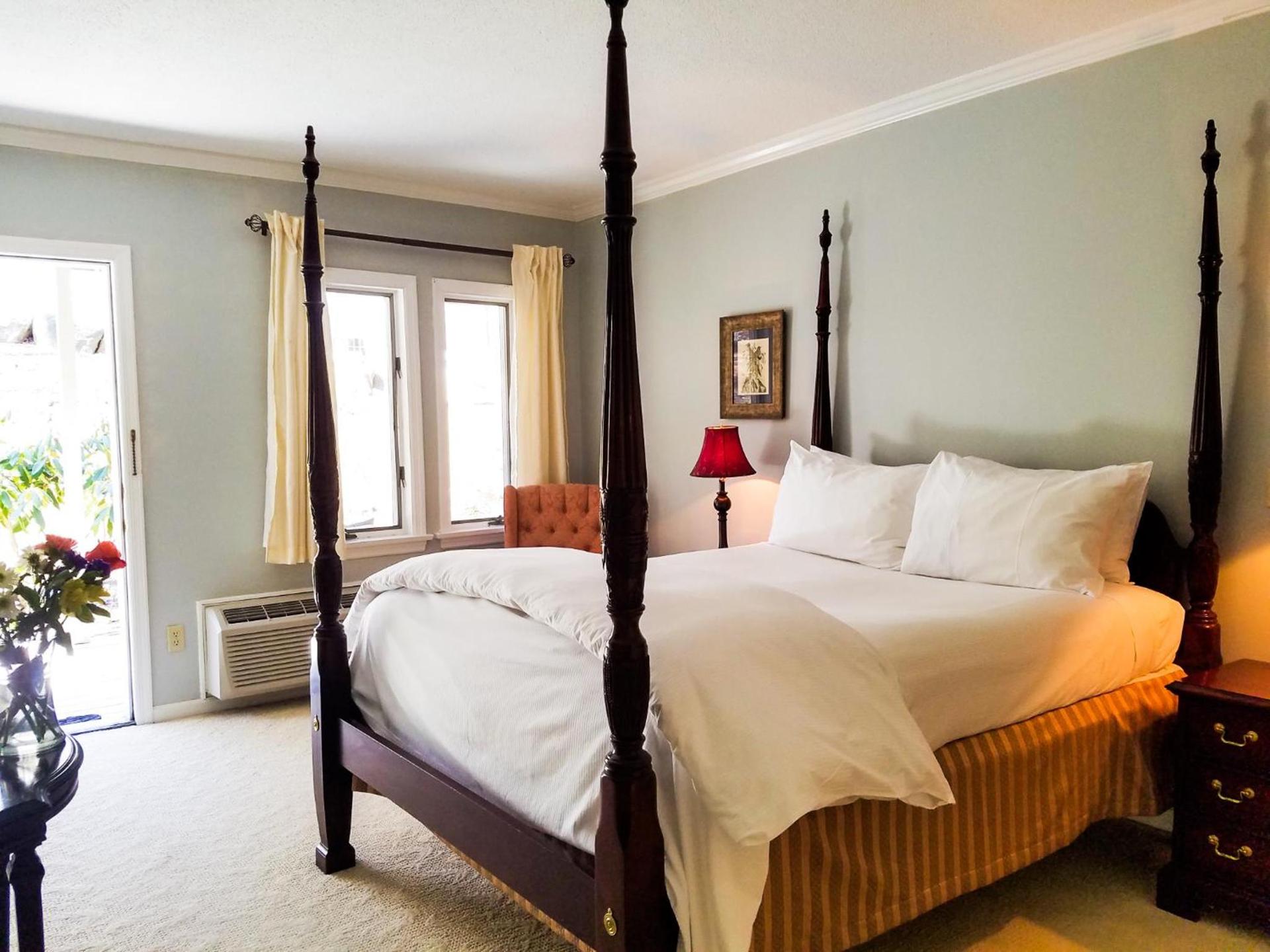 Copper Beech Inn photo 65
