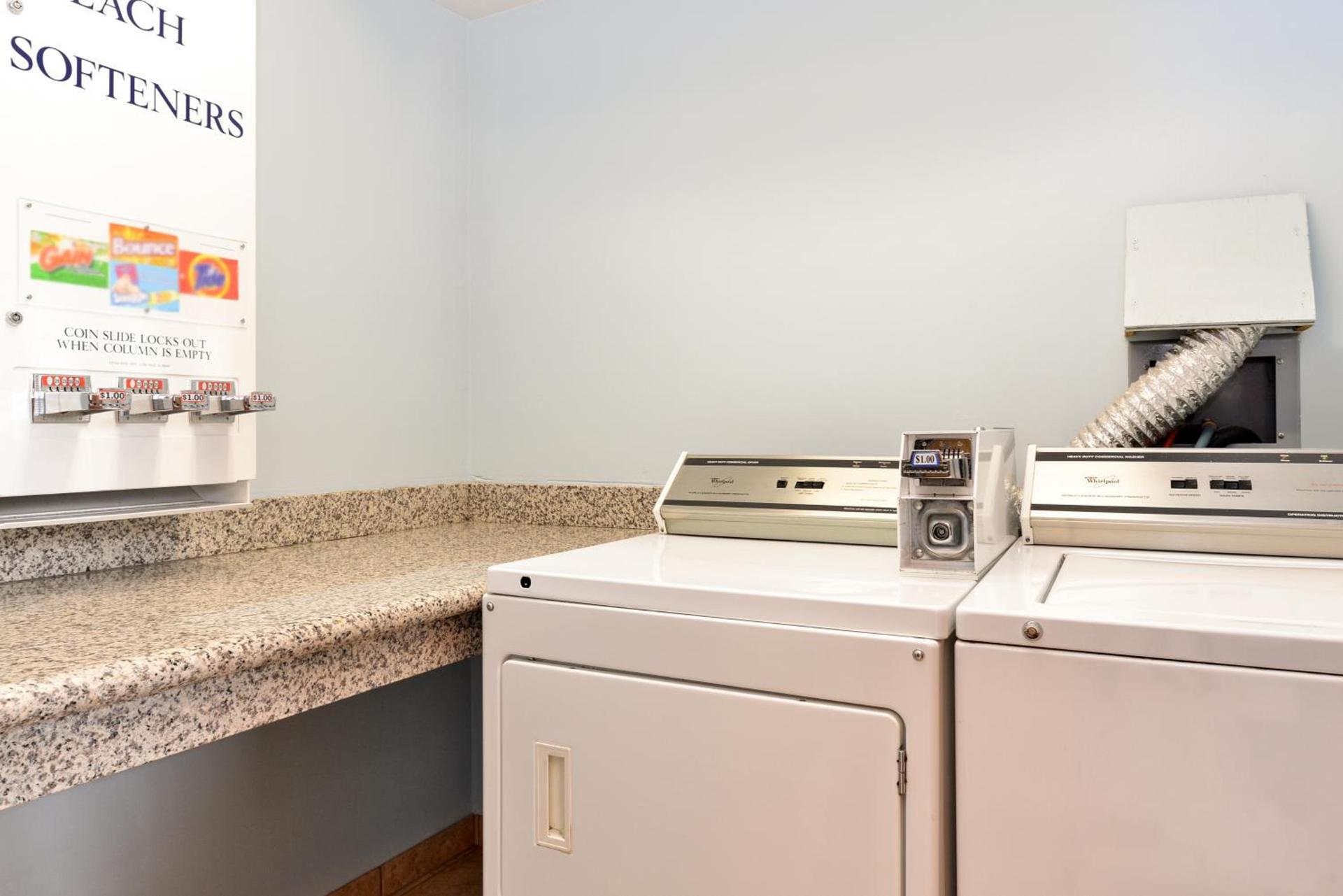 Americas Best Value Sandman Inn photo 5