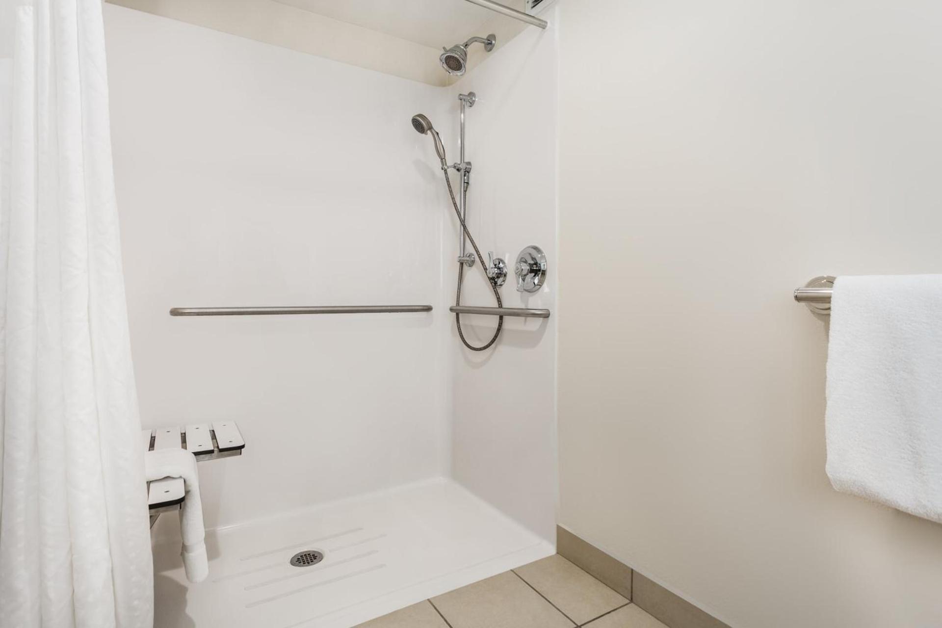 Holiday Inn Timonium by IHG photo 21