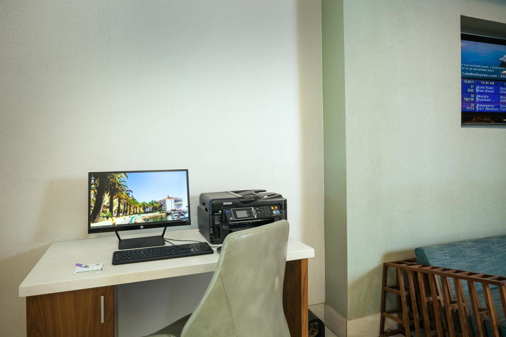 Catalina Canyon Inn photo 18