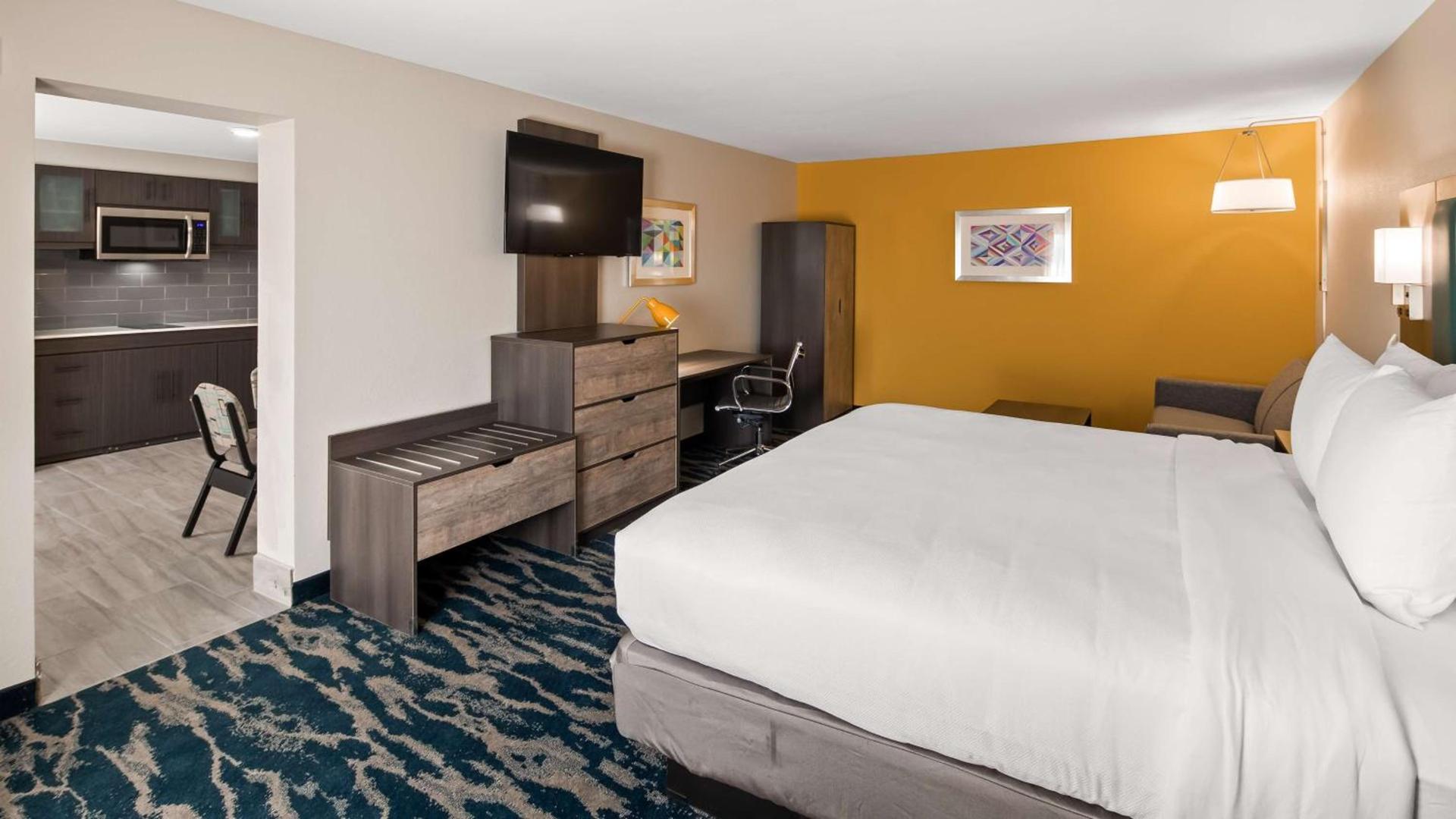 Best Western Plus Executive Residency Nashville photo 12