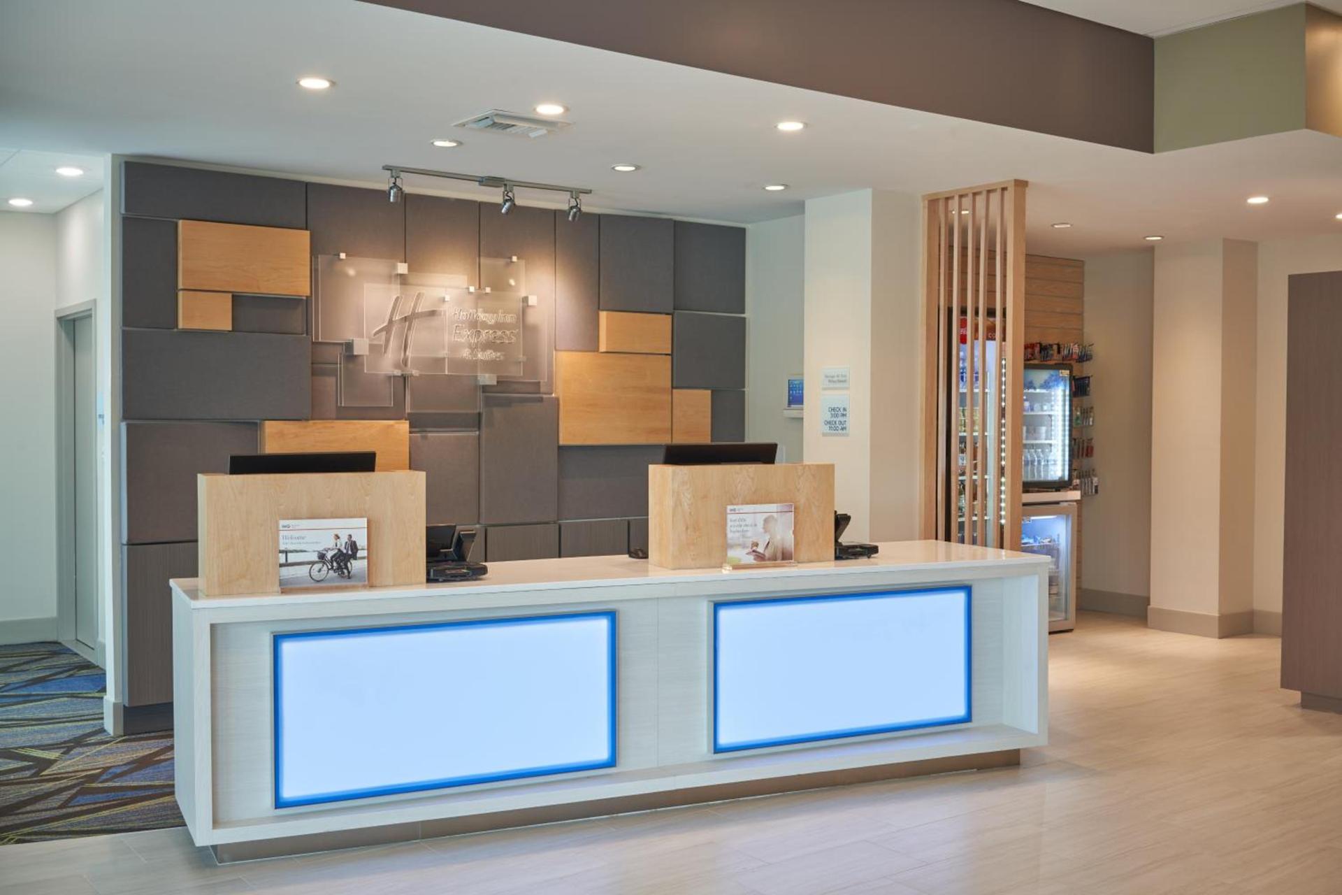 Holiday Inn Express Doral Miami by IHG photo 13