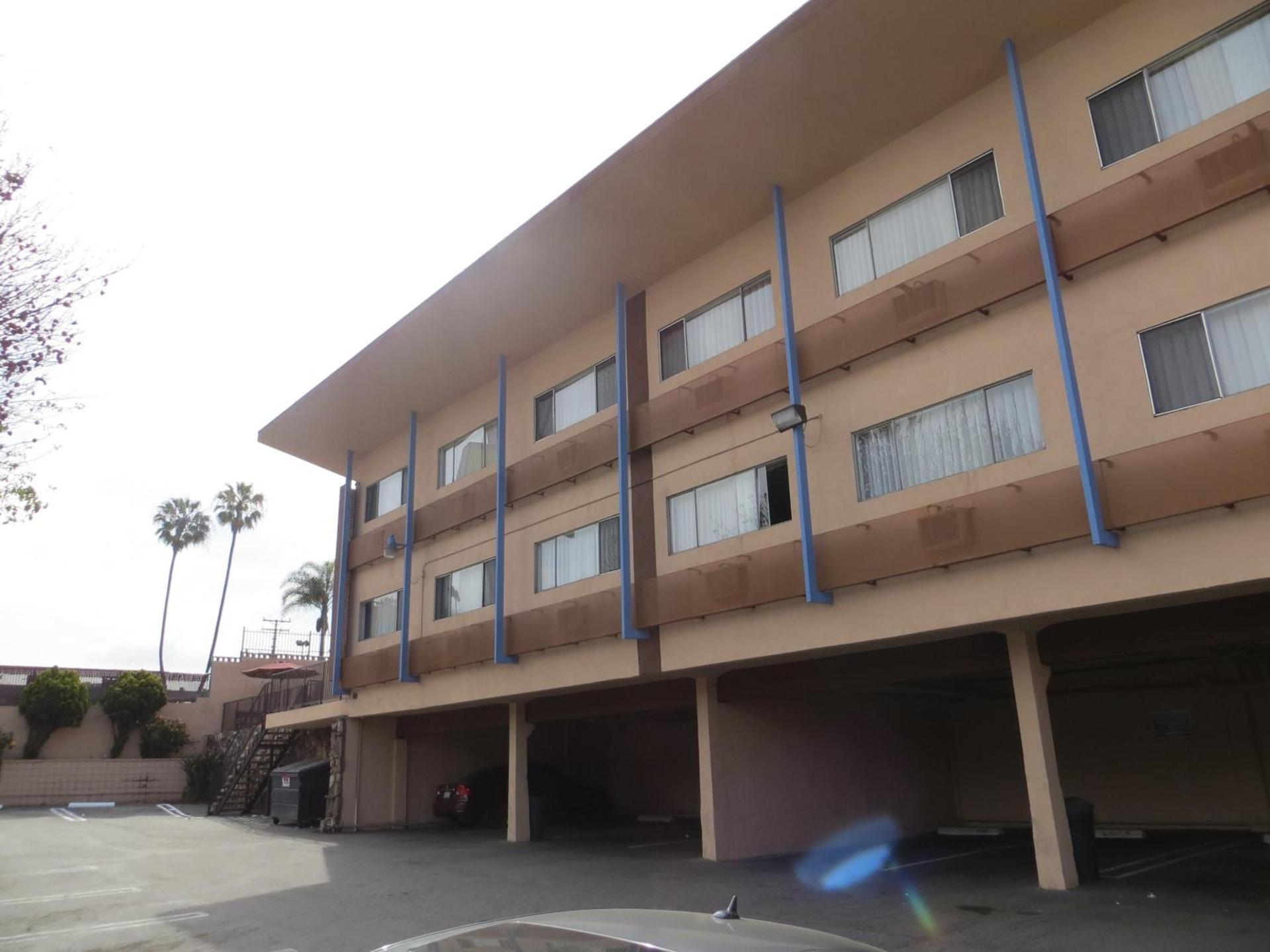 Jet Inn photo 20