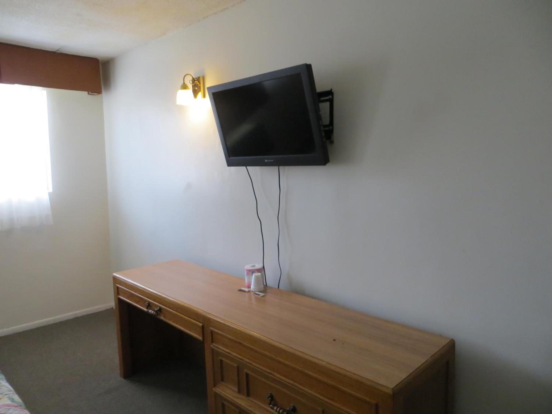 Jet Inn photo 15