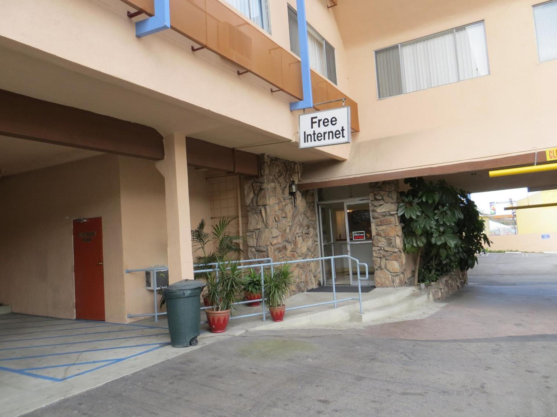 Jet Inn photo 2