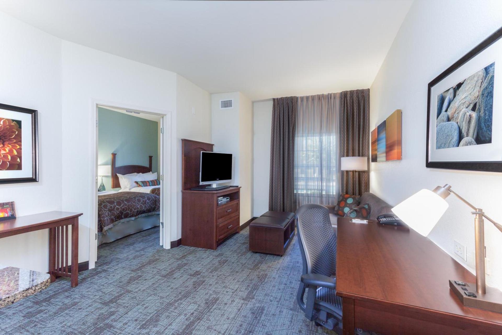 Staybridge Suites North Brunswick by IHG photo 17