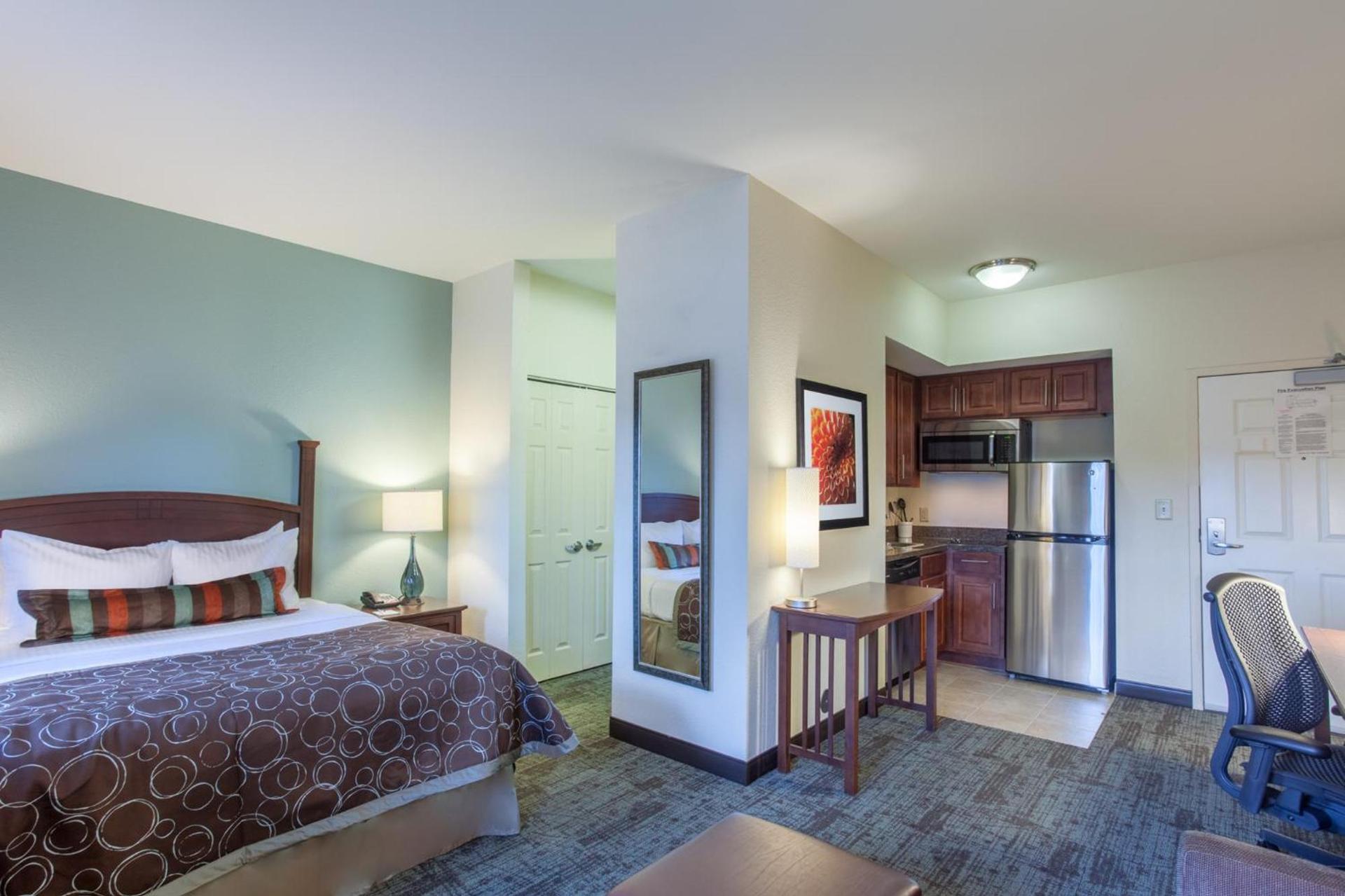 Staybridge Suites North Brunswick by IHG photo 18