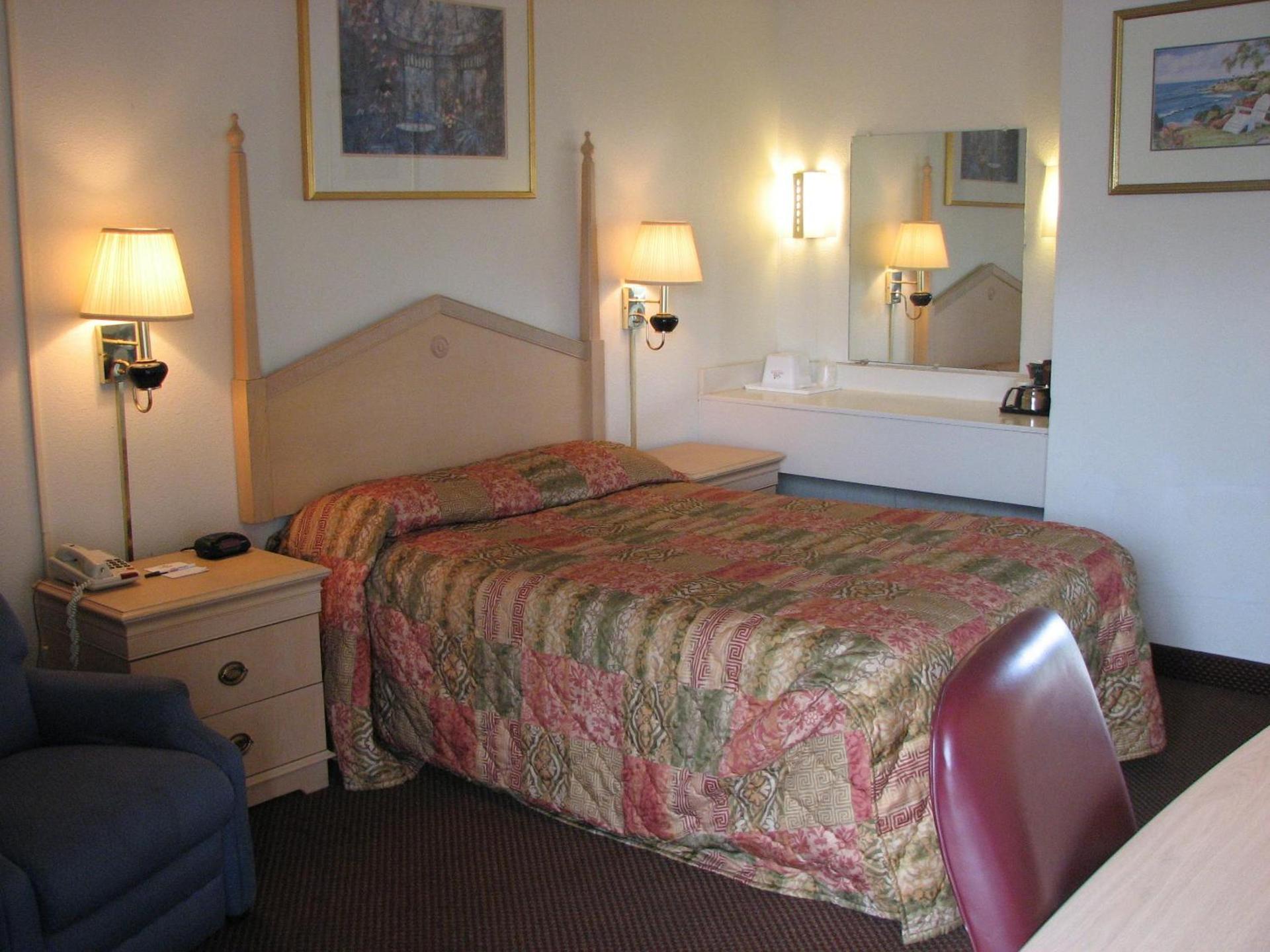 The Hastings Inn Parsons photo 6