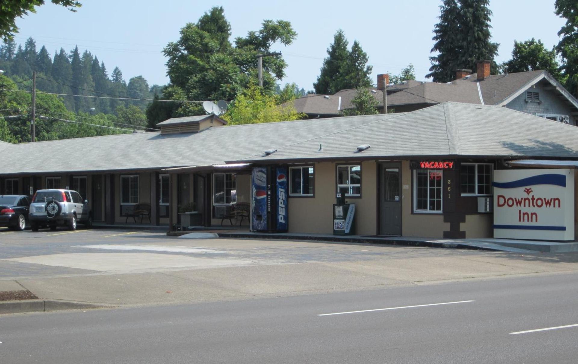 Downtown Inn photo 20