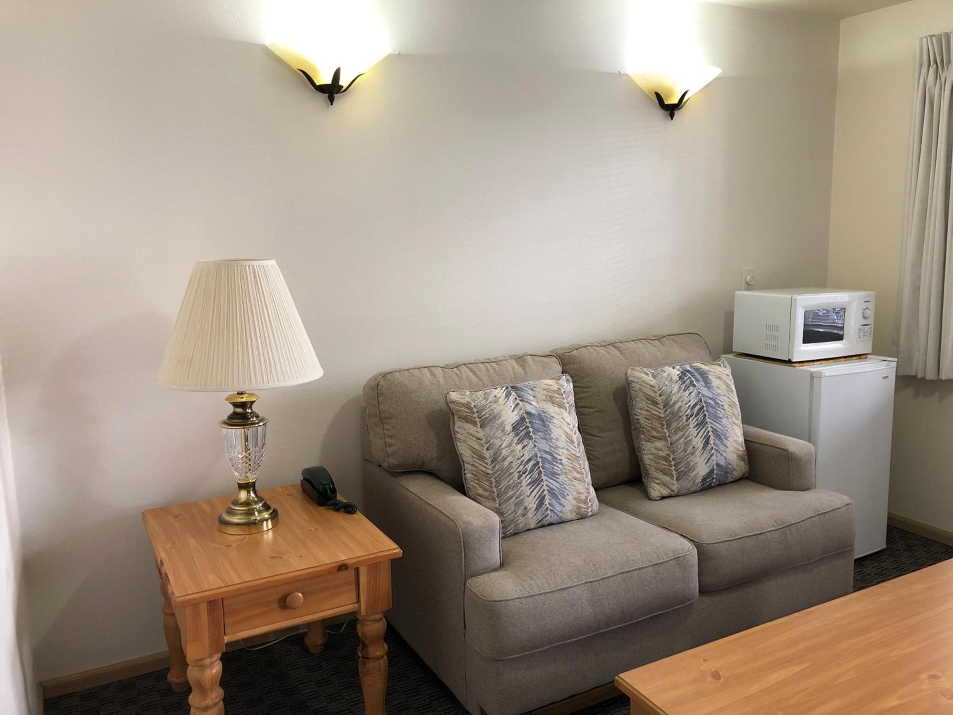 The Landmark Inn photo 2