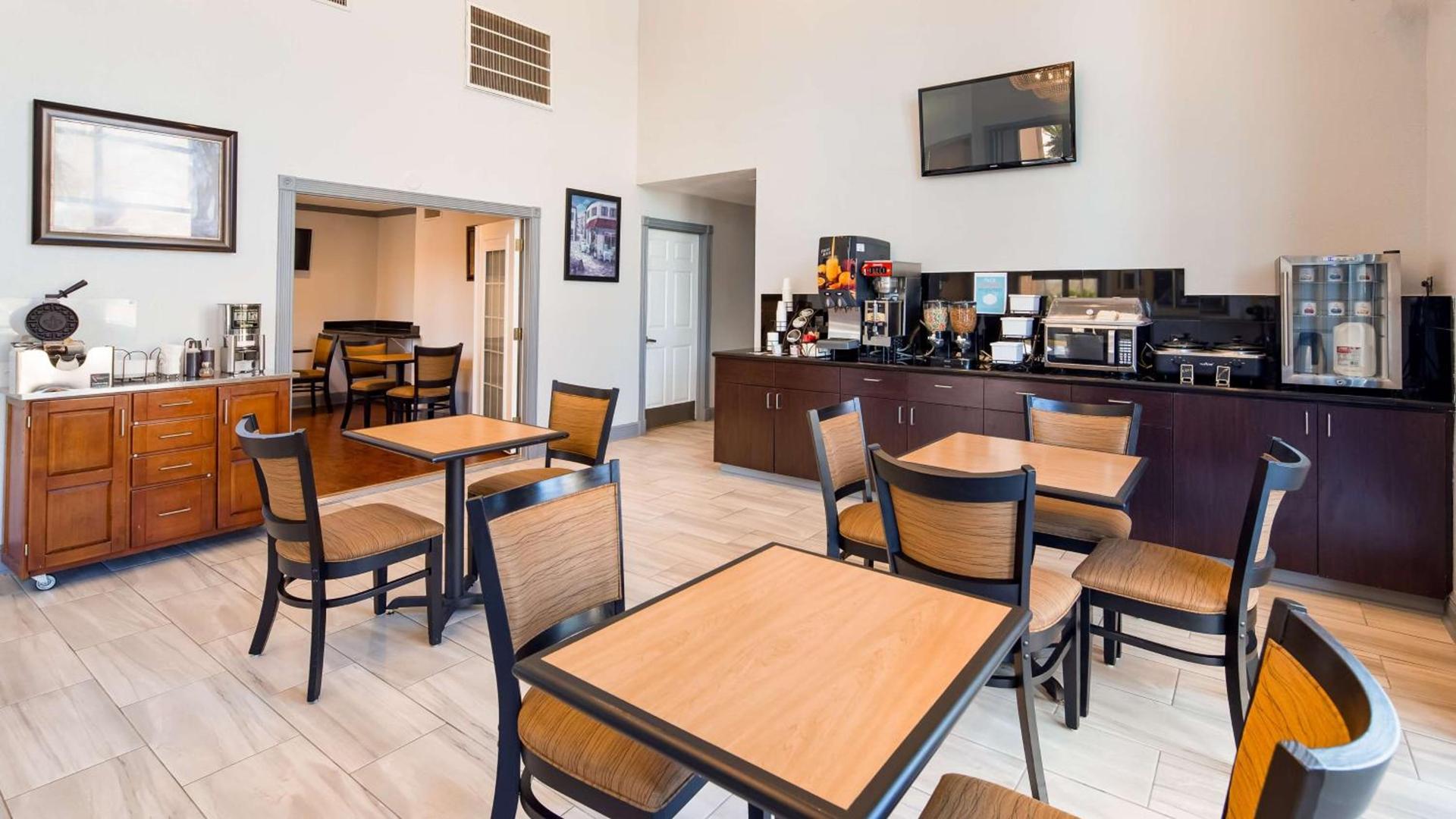 SureStay Plus Hotel by Best Western Hammond photo 6