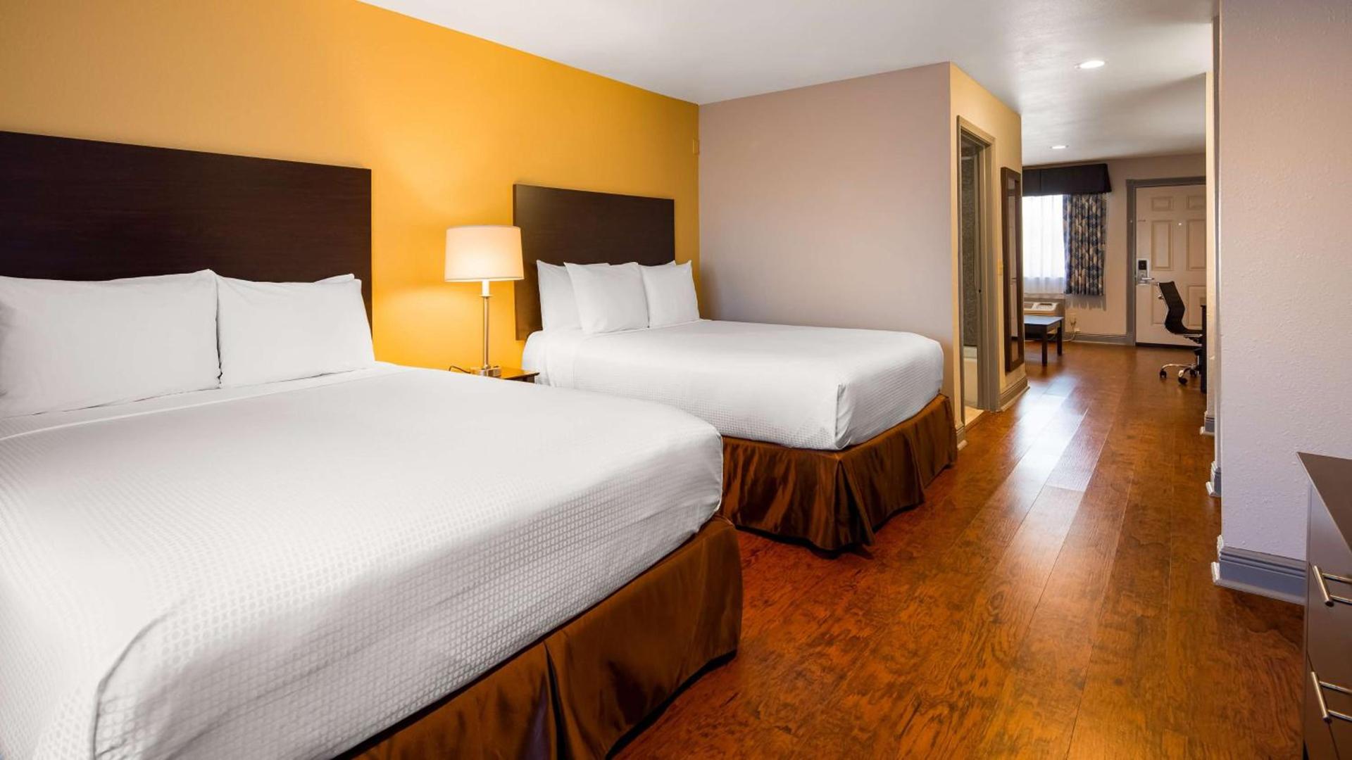 SureStay Plus Hotel by Best Western Hammond photo 17
