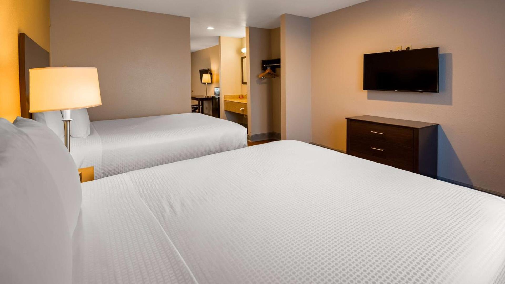 SureStay Plus Hotel by Best Western Hammond photo 19