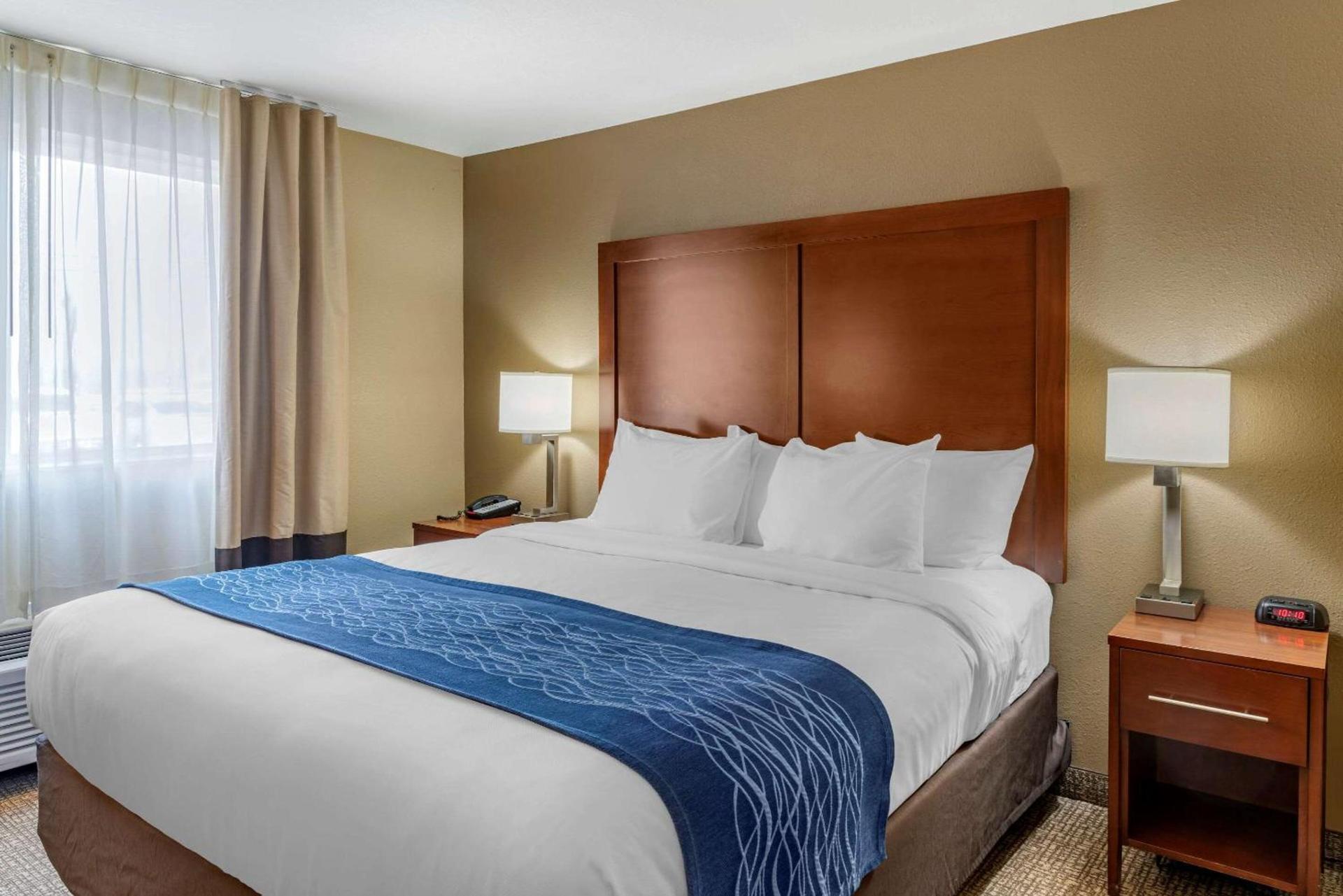 Comfort Inn Roseburg photo 20