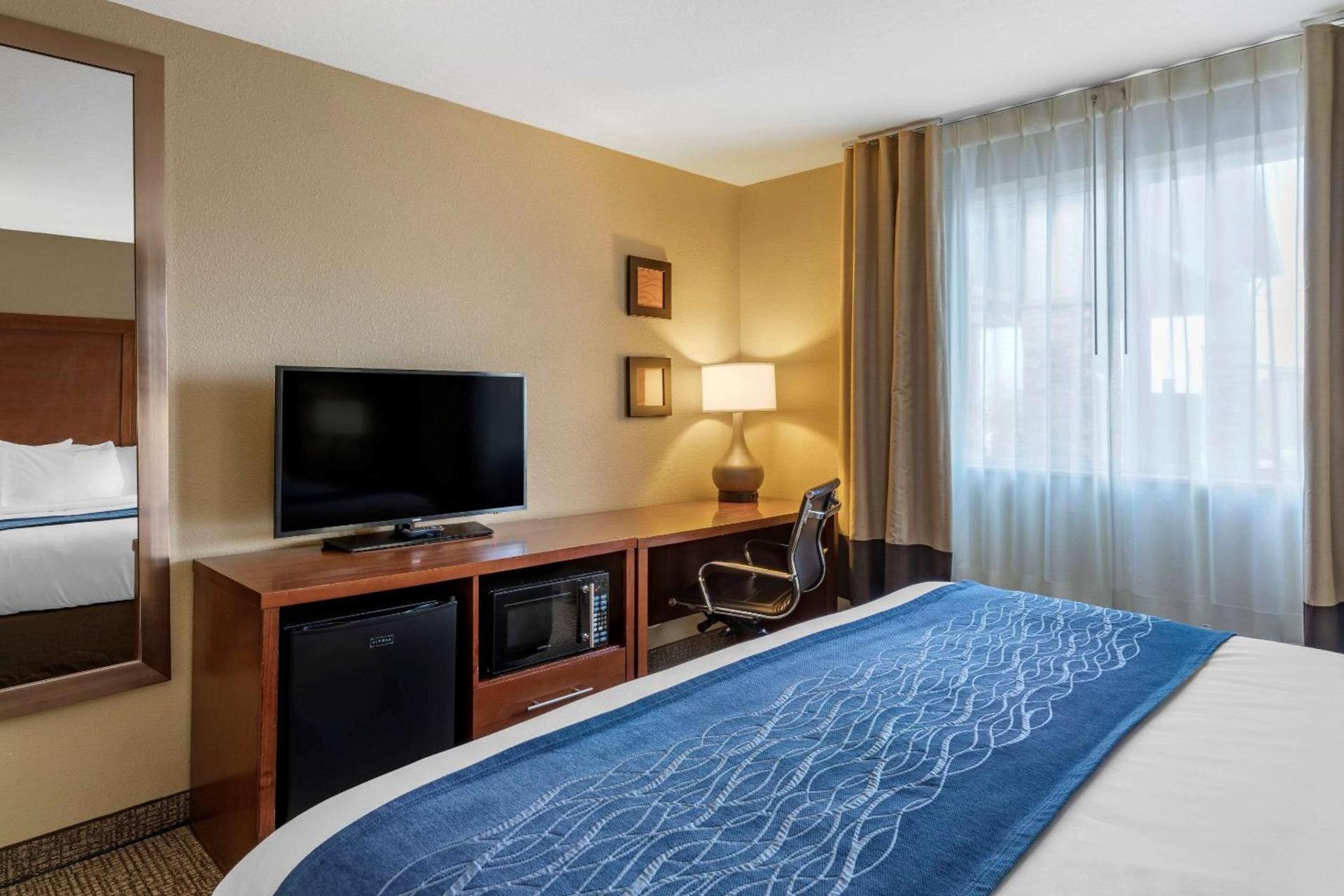 Comfort Inn Roseburg photo 18