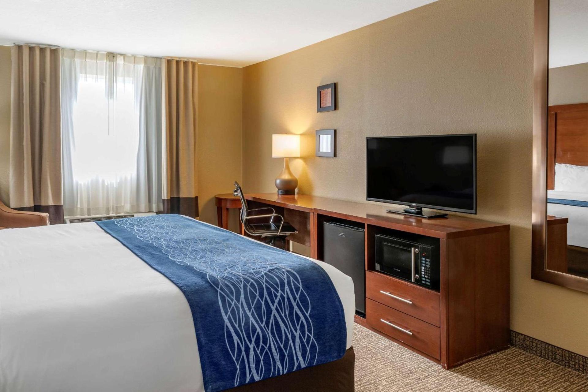 Comfort Inn Roseburg photo 10