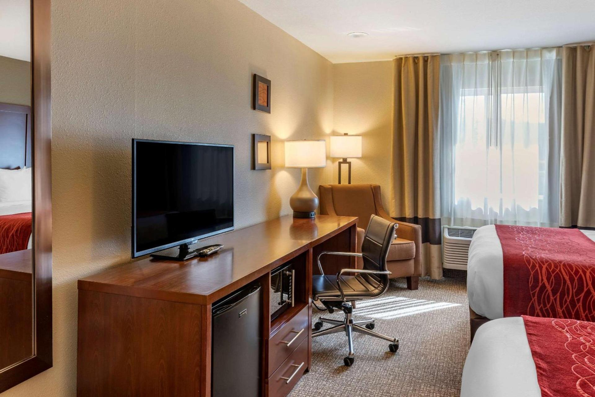 Comfort Inn Roseburg photo 7