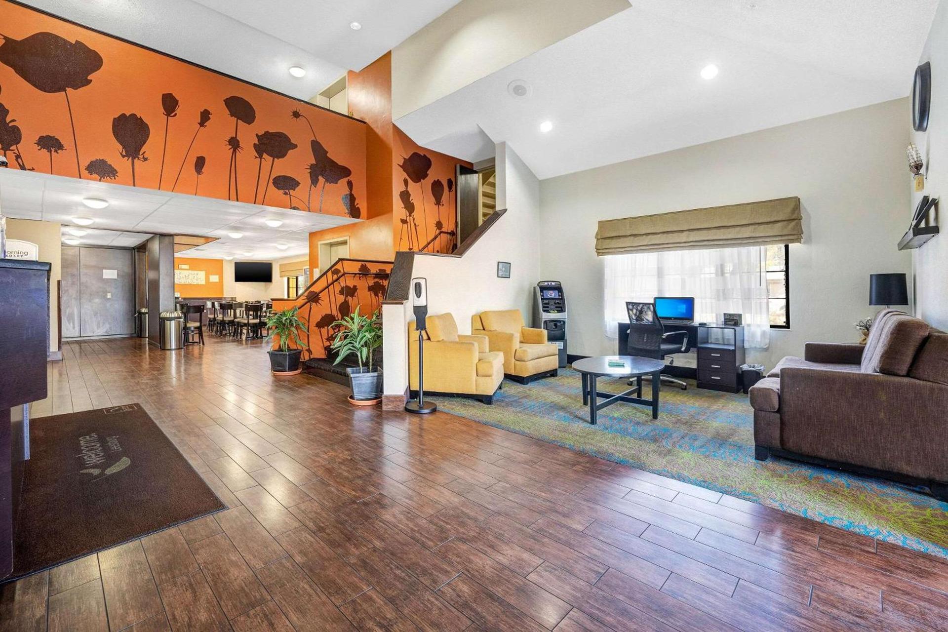 Wingate by Wyndham Leesburg Florida photo 12