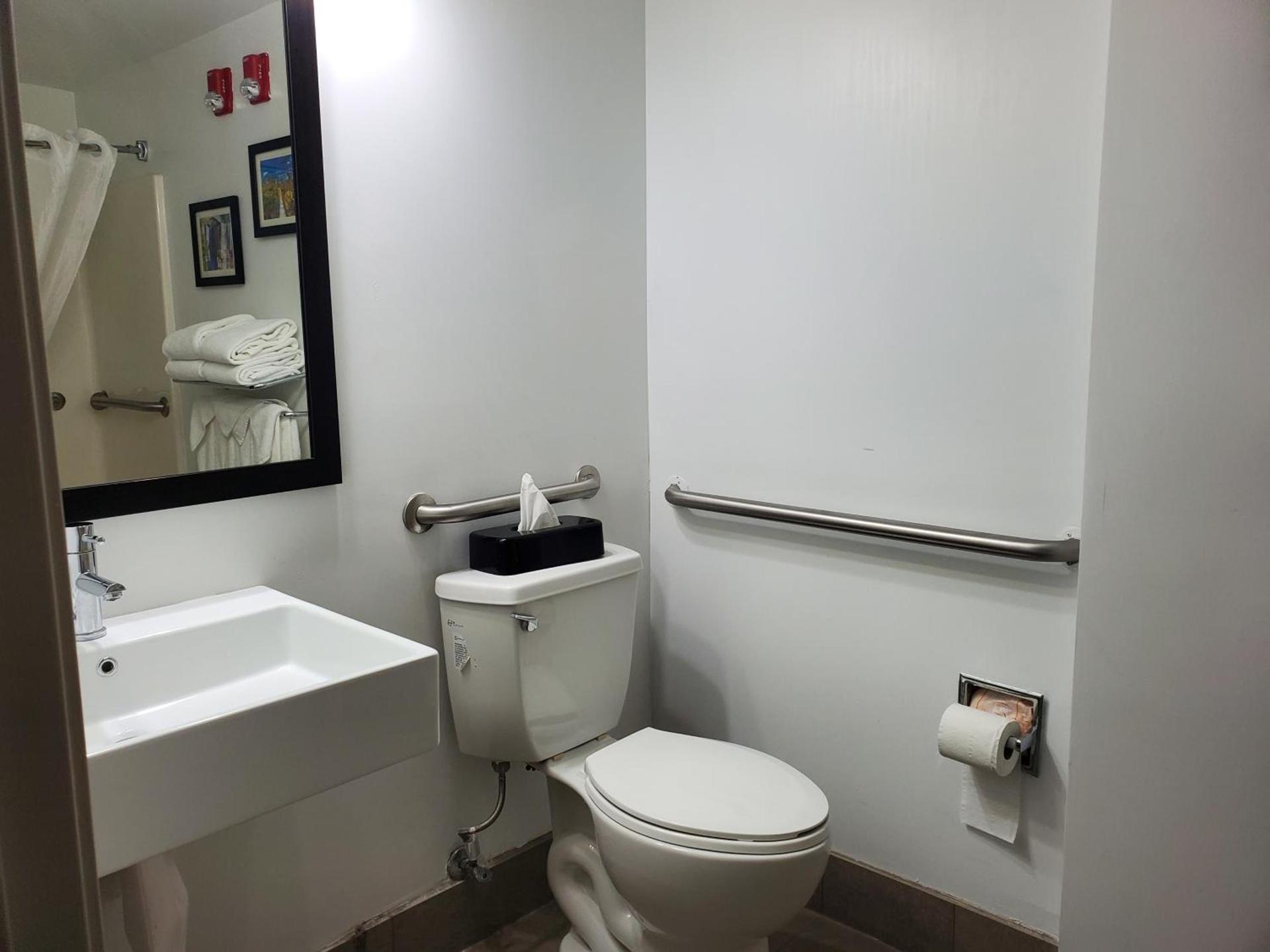 Comfort Inn & Suites Calhoun South photo 29