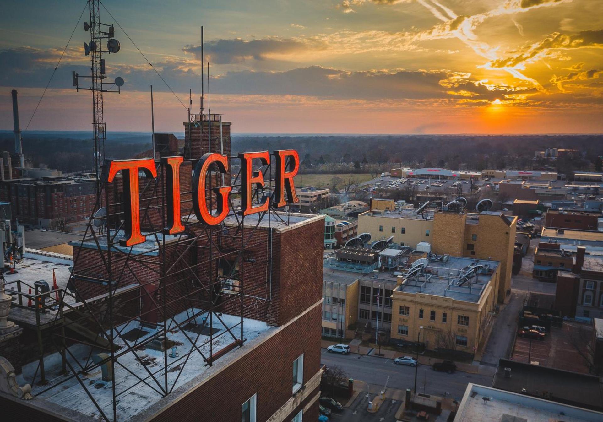 voco The Tiger Hotel, Columbia, MO by IHG photo 79