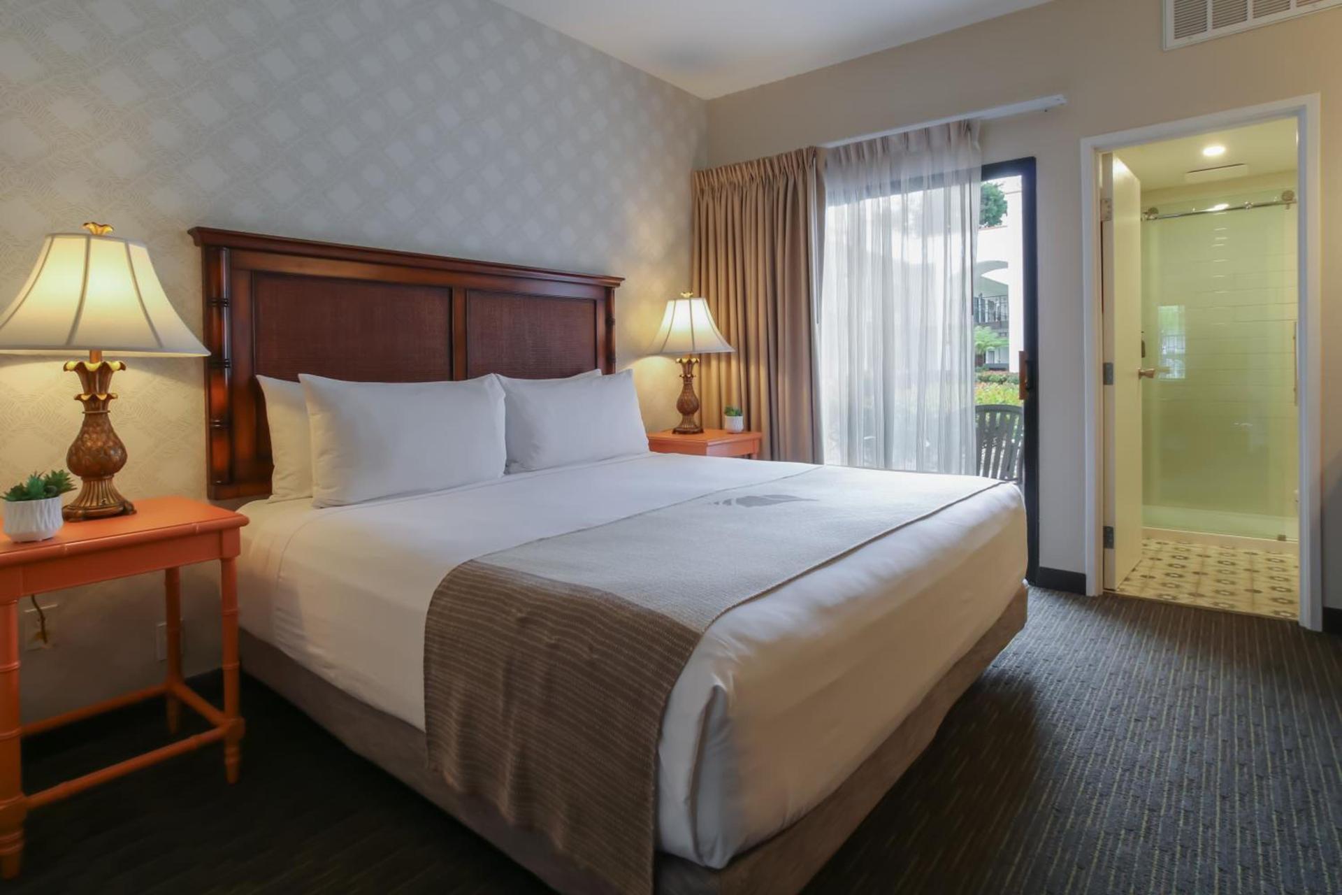 Oxford Suites Pismo Beach photo 17