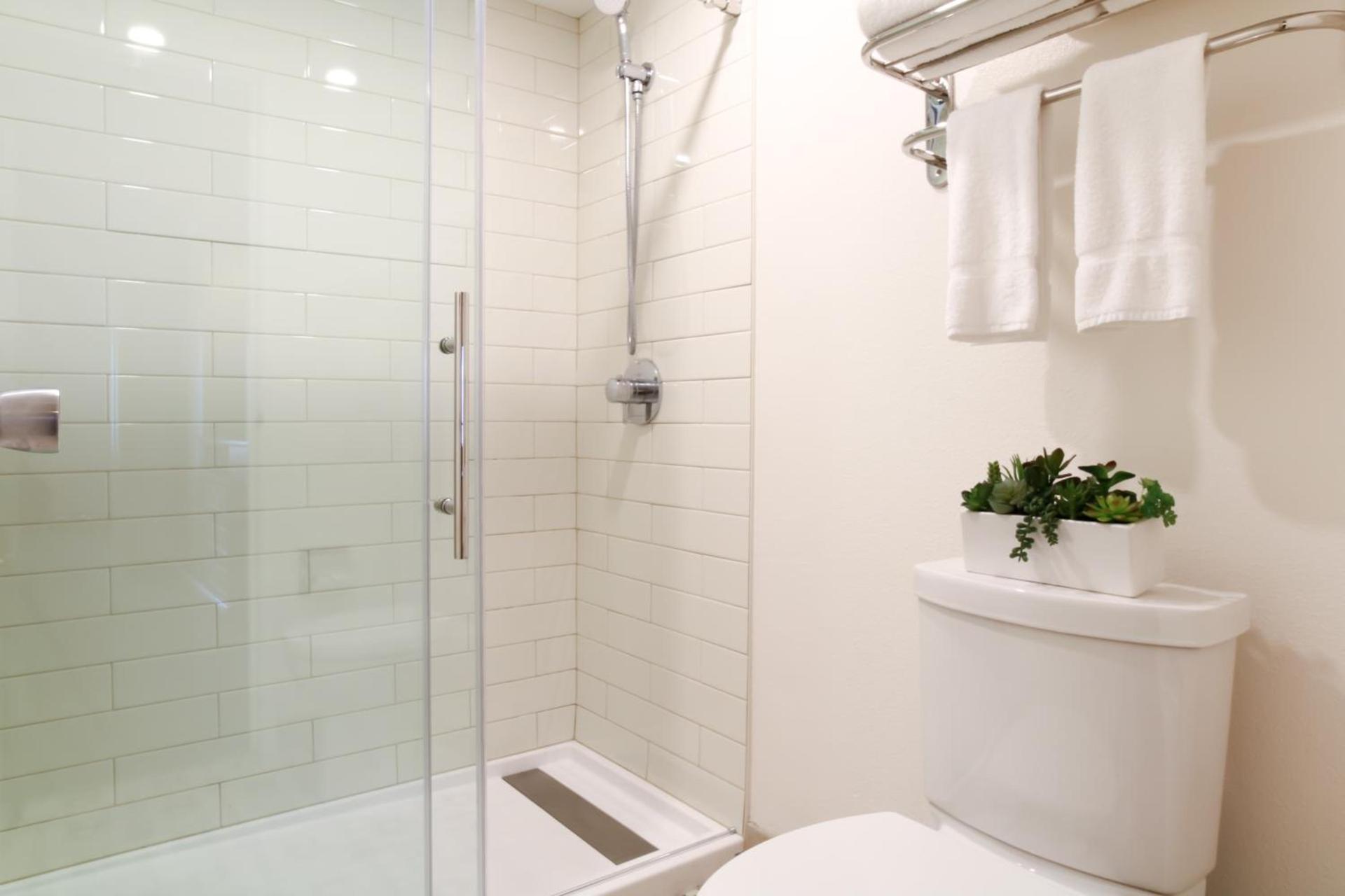 Oxford Suites Pismo Beach photo 33