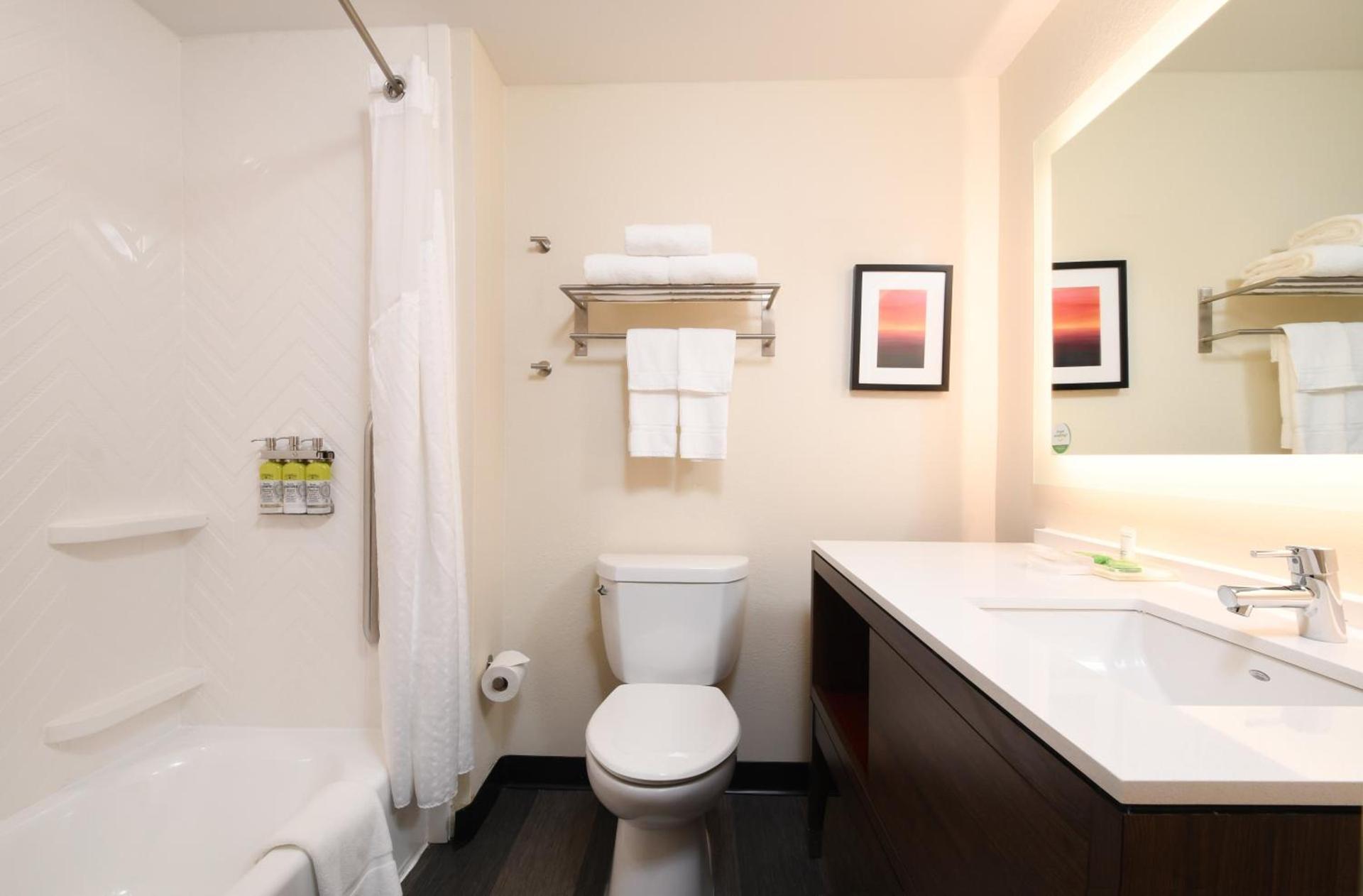 Holiday Inn Fredericksburg - Conference Center by IHG photo 19