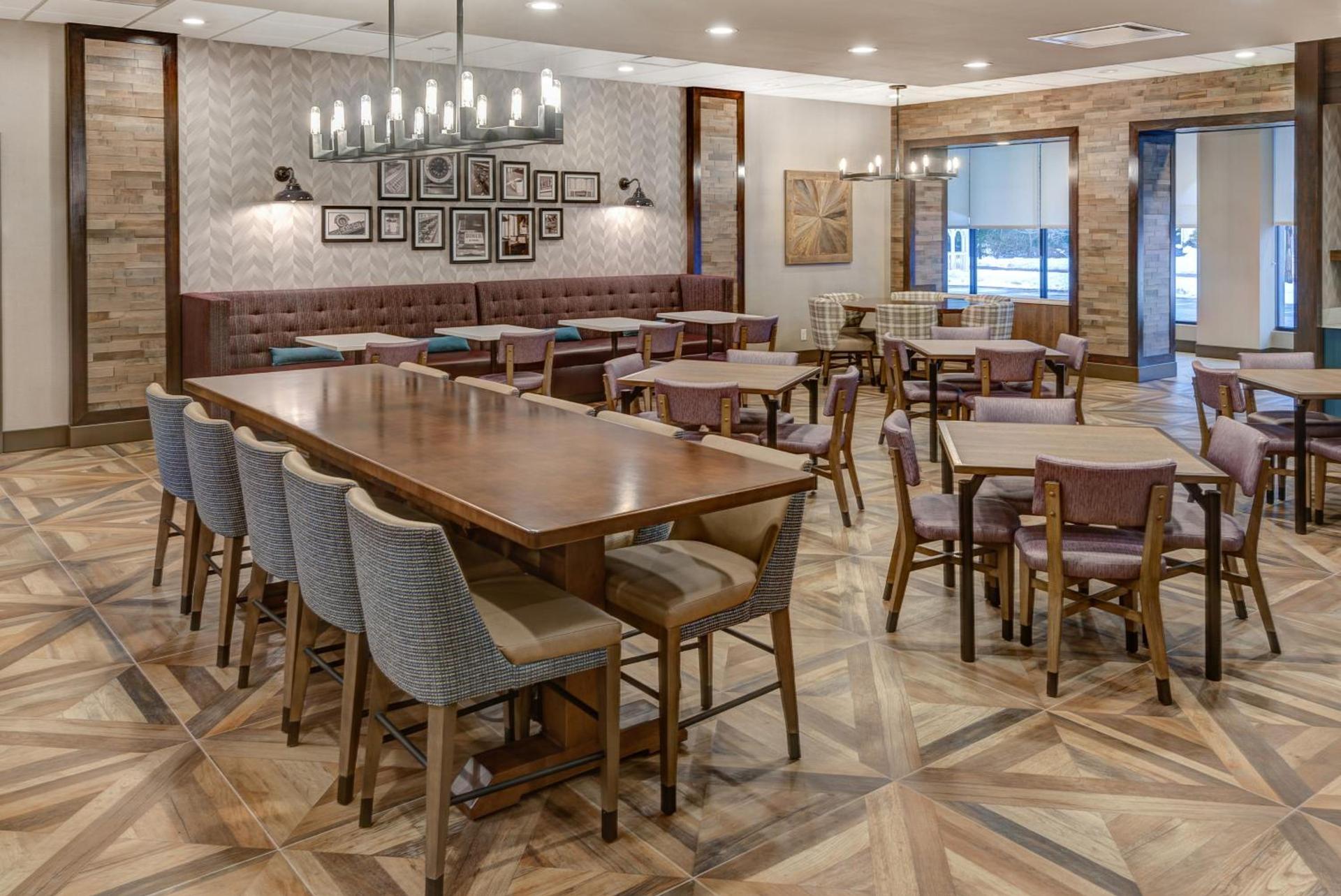 Holiday Inn East Windsor - Cranbury Area photo 27