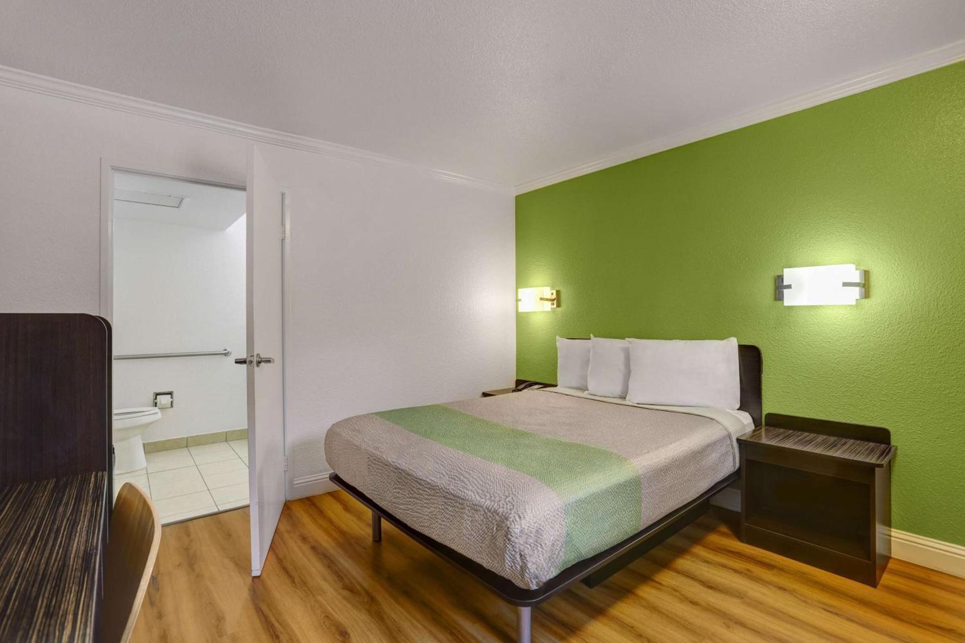 Motel 6-King City, CA photo 7