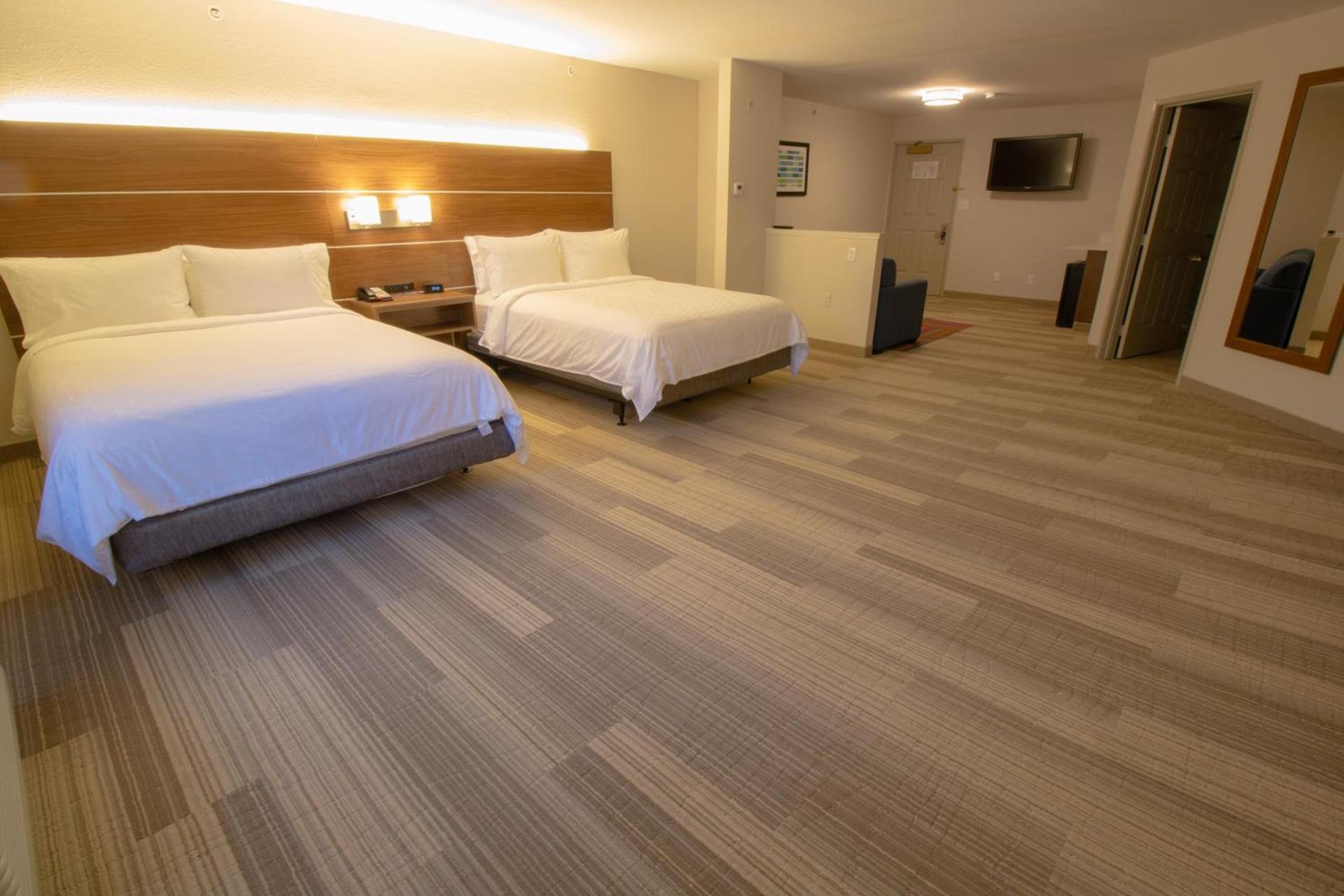 Holiday Inn Express & Suites Manassas by IHG photo 35