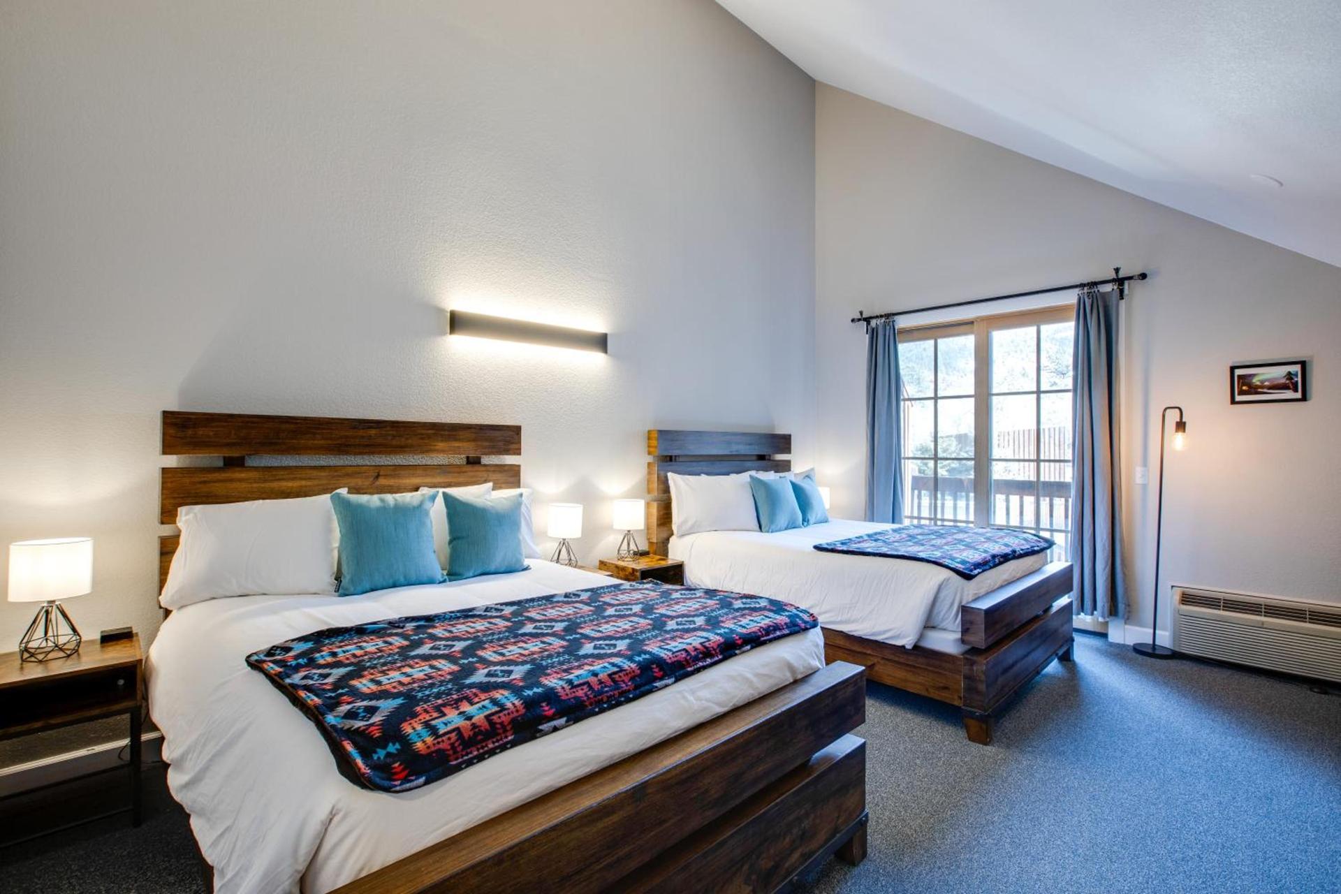 The Bivvi Hostel Telluride photo 24