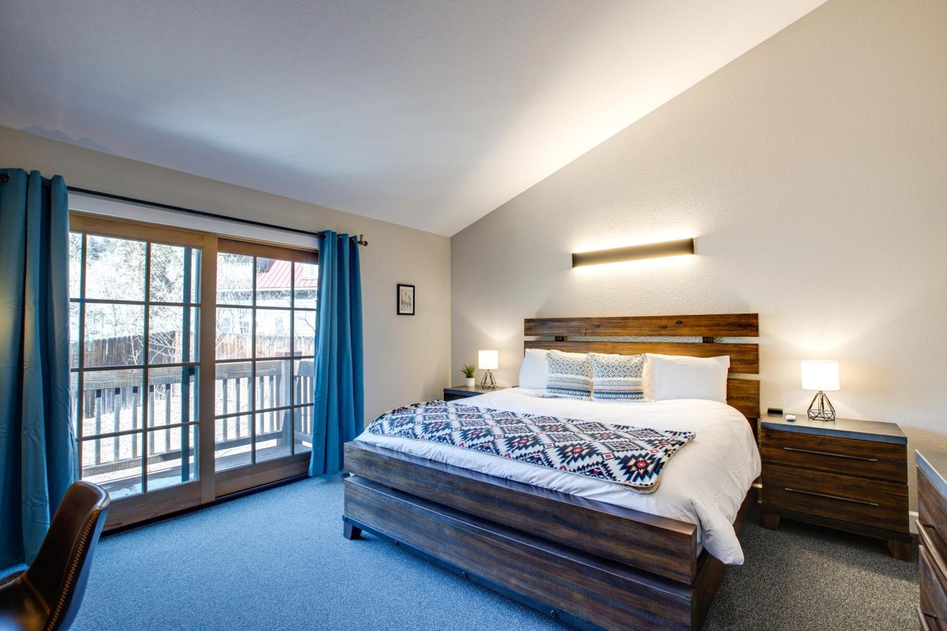 The Bivvi Hostel Telluride photo 21