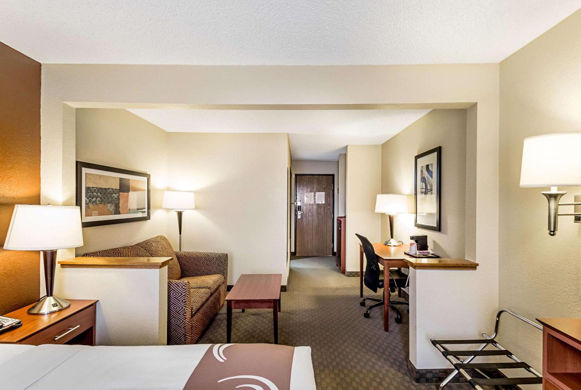 Quality Inn Sheboygan North I-43 photo 21