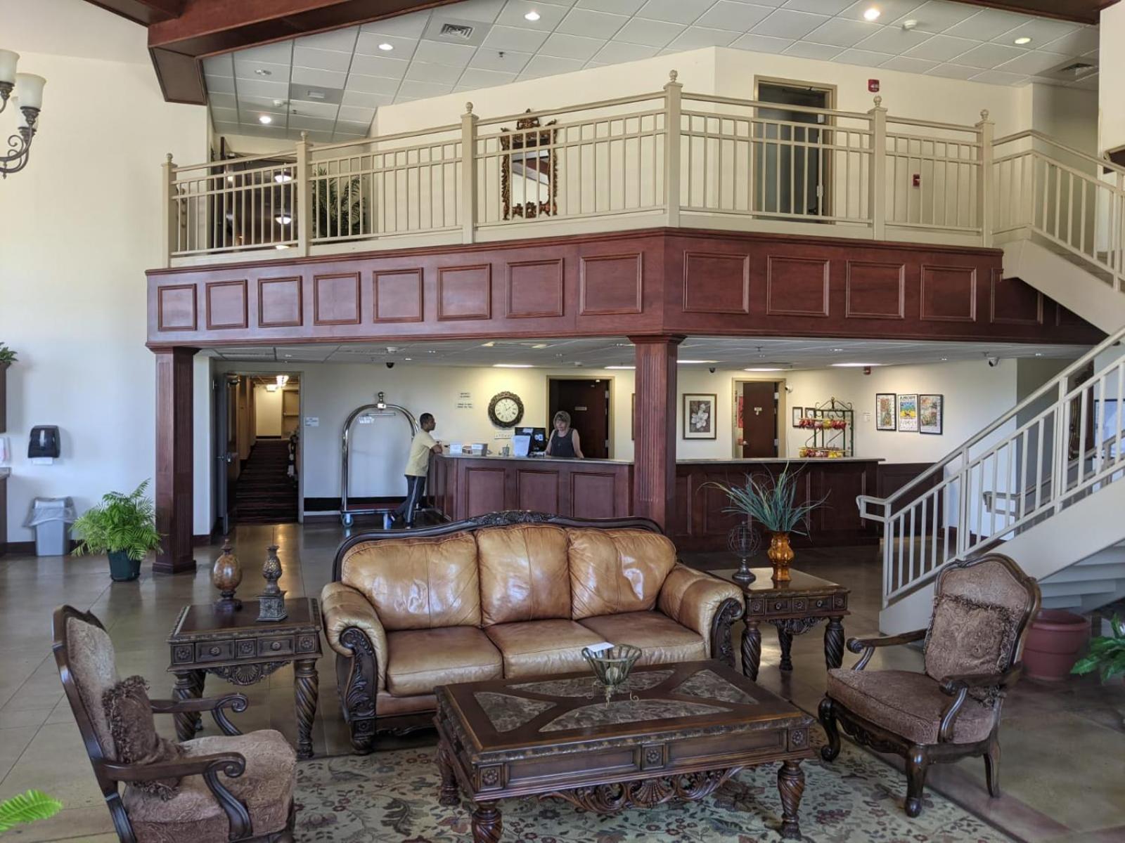 Heritage Inn and Suites photo 2