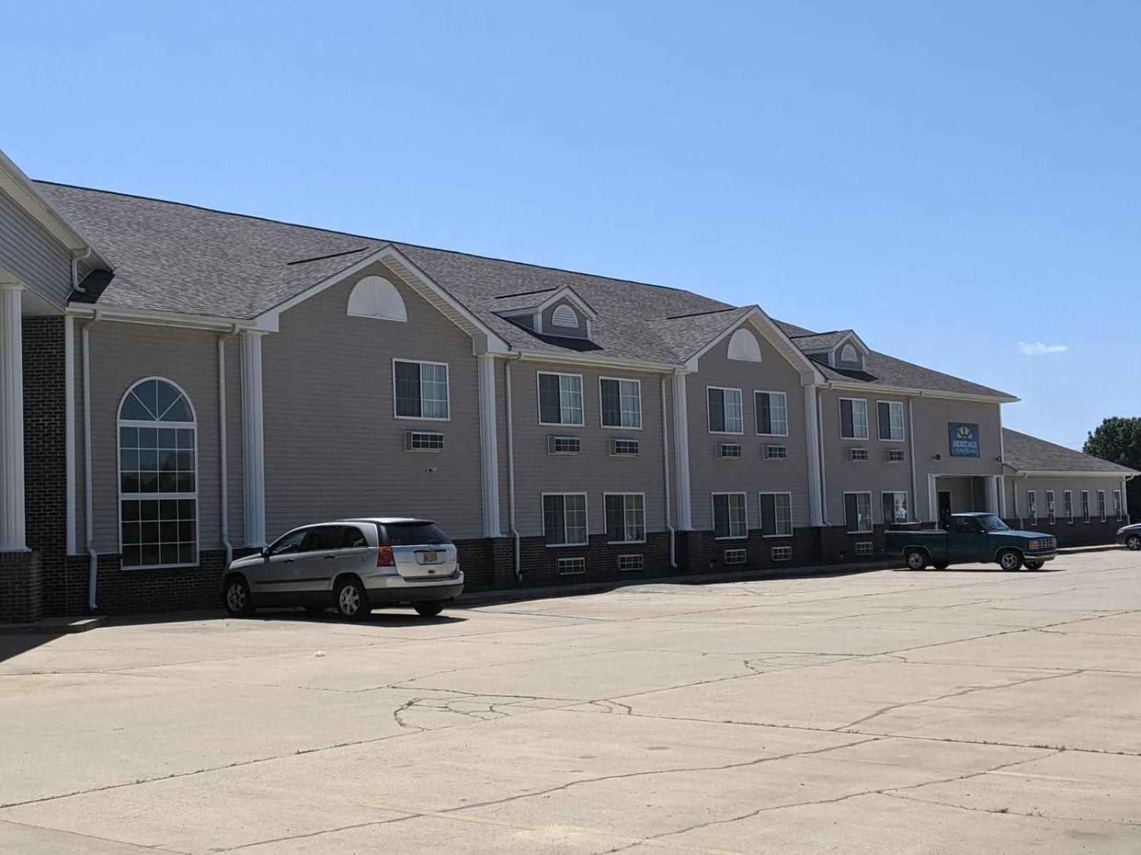 Heritage Inn and Suites photo 14