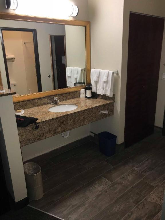 Best Western PLUS Walla Walla Suites Inn photo 40