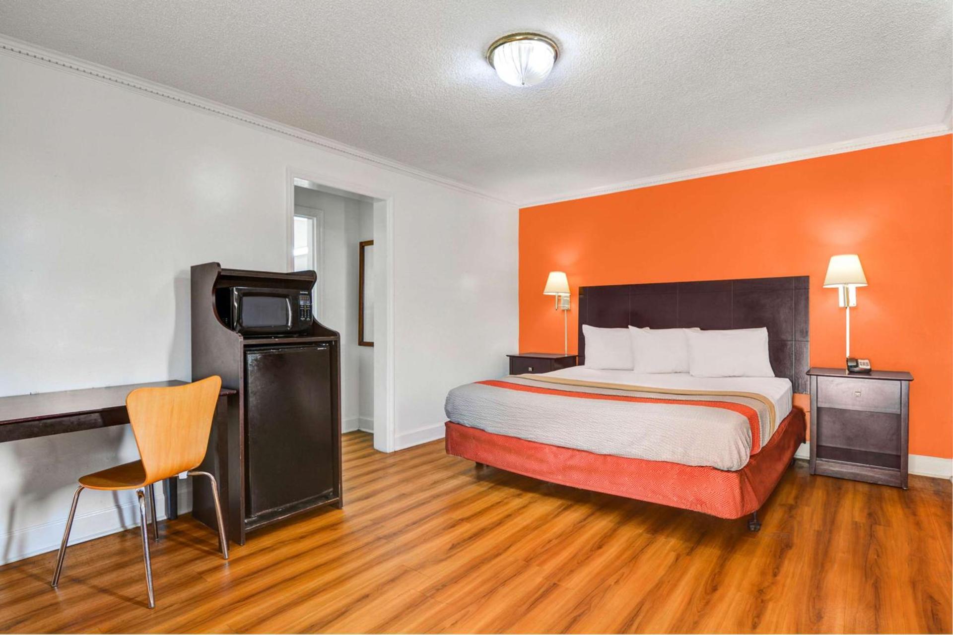 Motel 6-Americus, GA photo 6