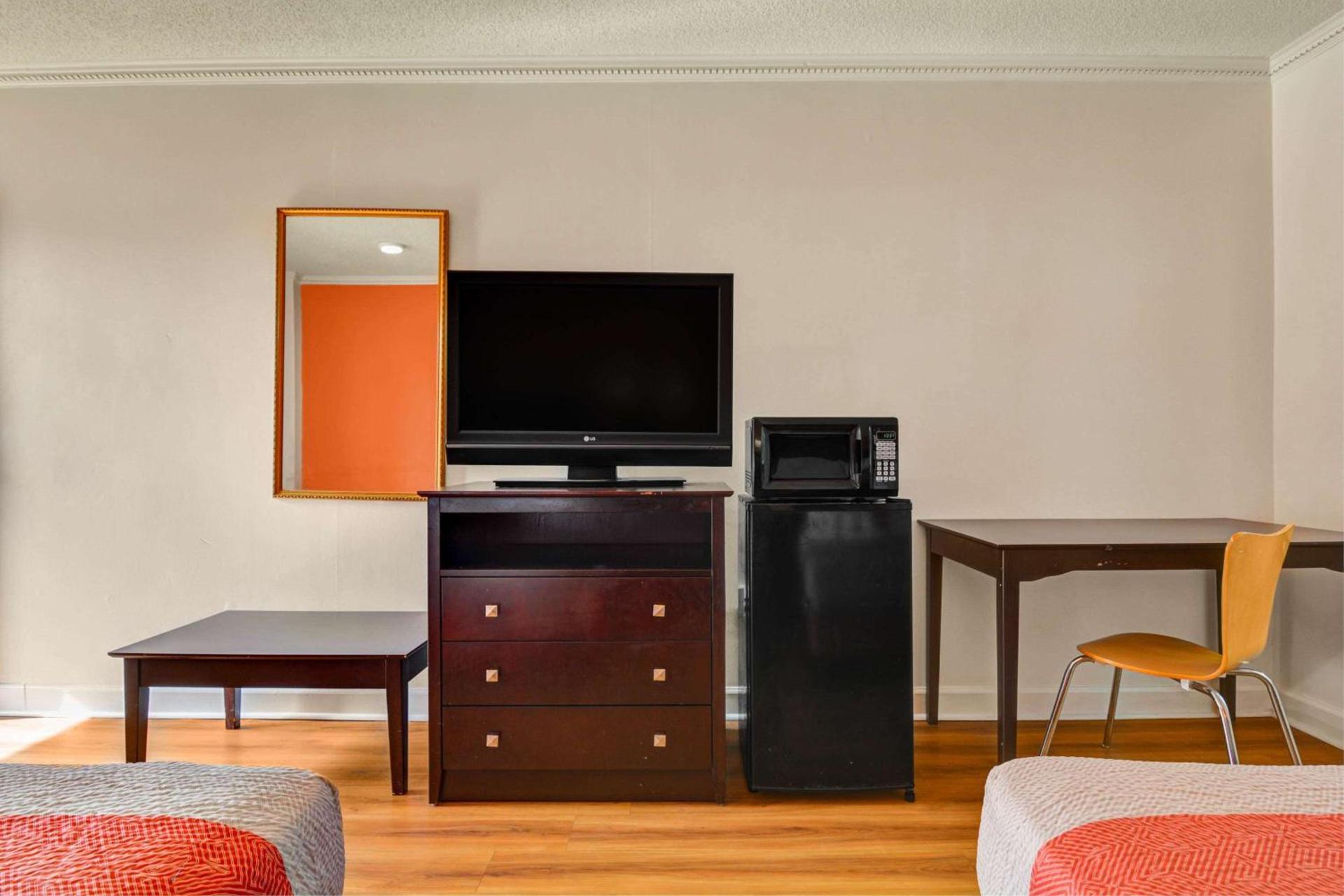 Motel 6-Americus, GA photo 16