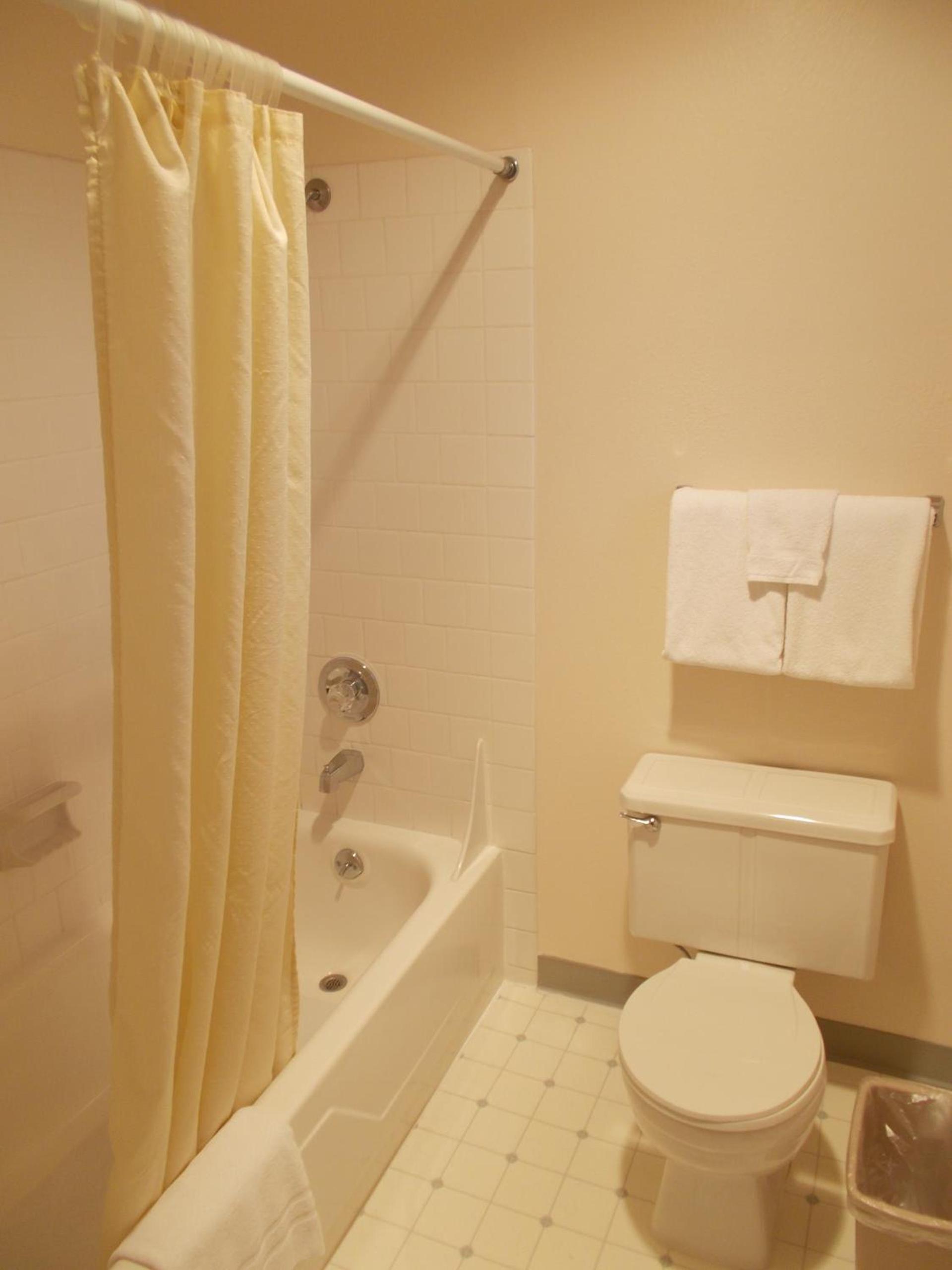 Cimarron Inn Klamath Falls photo 18