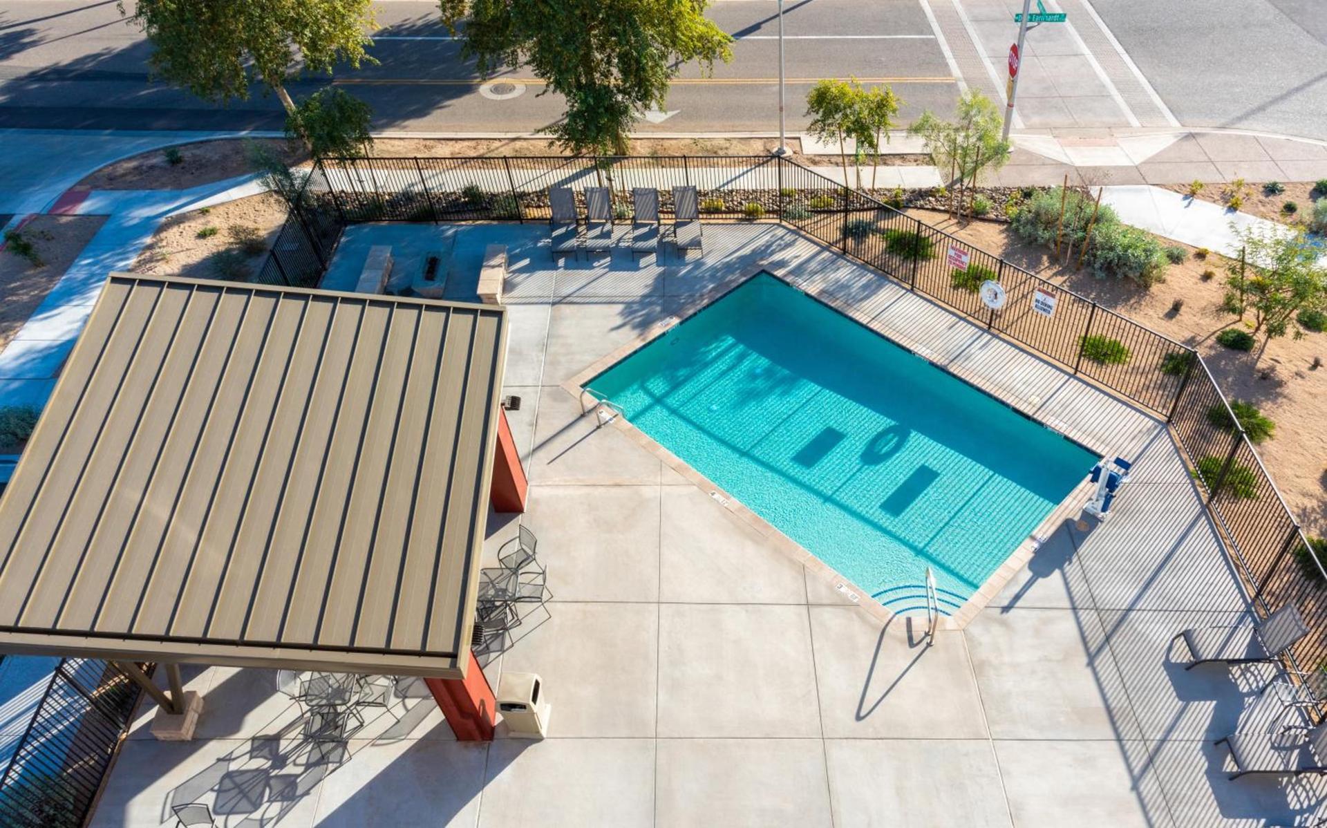 Sonesta Simply Suites Avondale photo 15