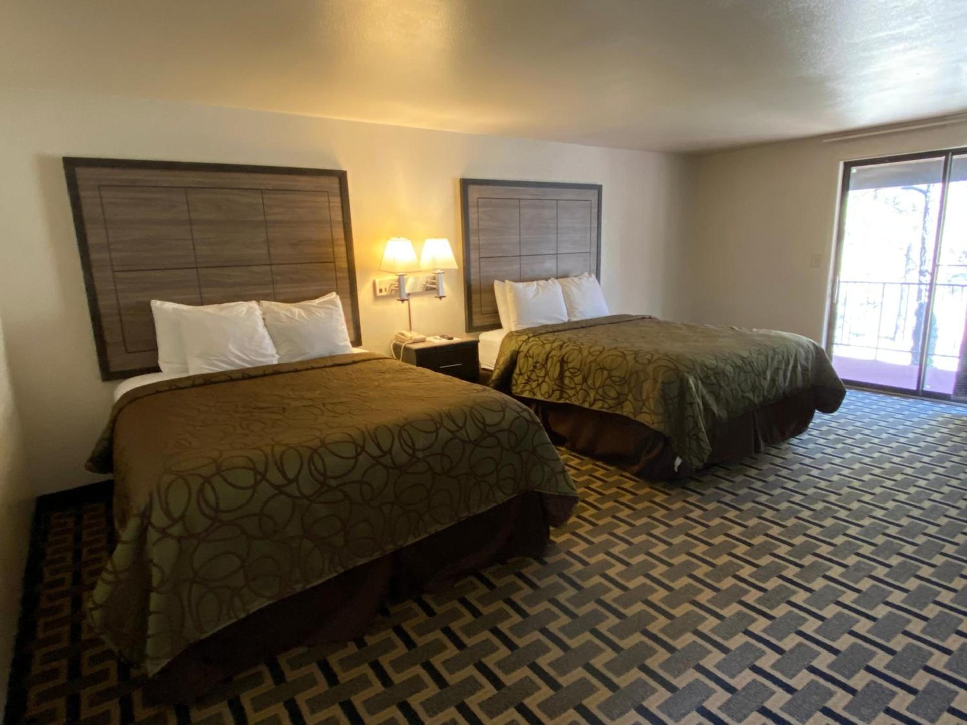 Motel In The Pines photo 44