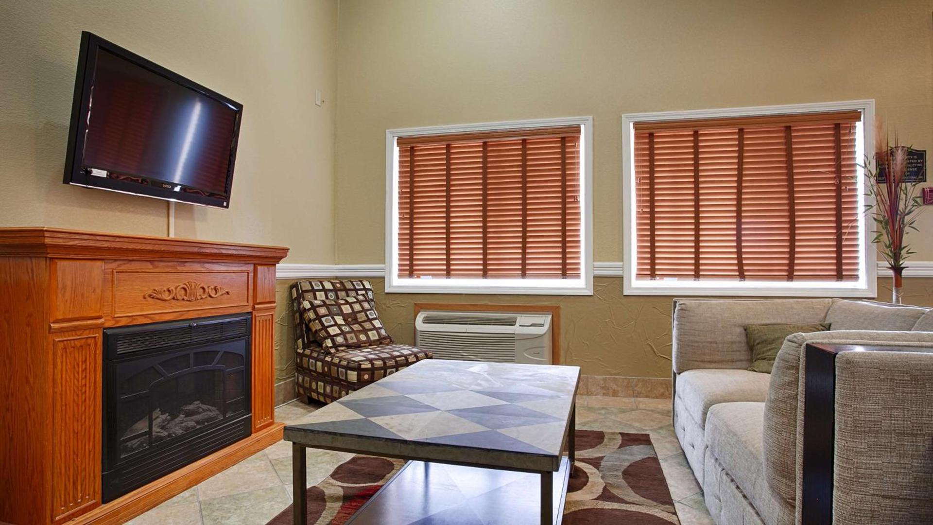 Best Western Alexandria Inn photo 11