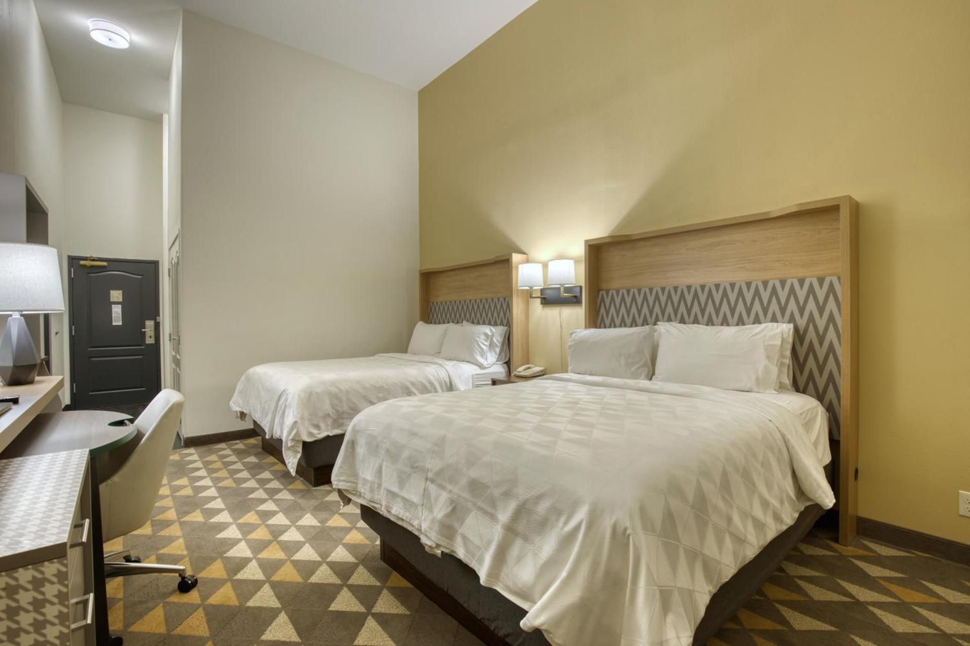 Holiday Inn Hotel & Suites Madison West - Middleton by IHG photo 7